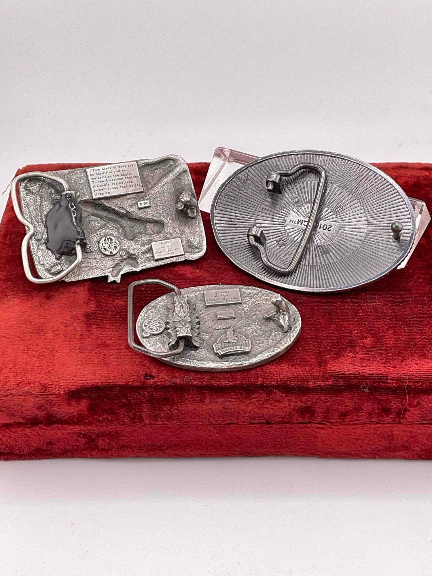 3 x Pewter belt buckles, 2x Siskiyou 1984, 1986 + Oval buckle W/ Buffalo nickel & turquoise - 5