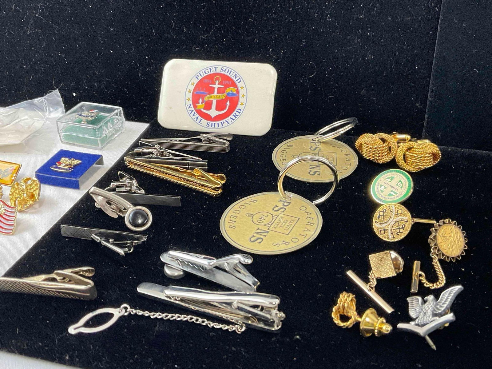 assortment Of Tie Clips, cufflinks, Award pins mostly US Navy 2x times keychains - 3