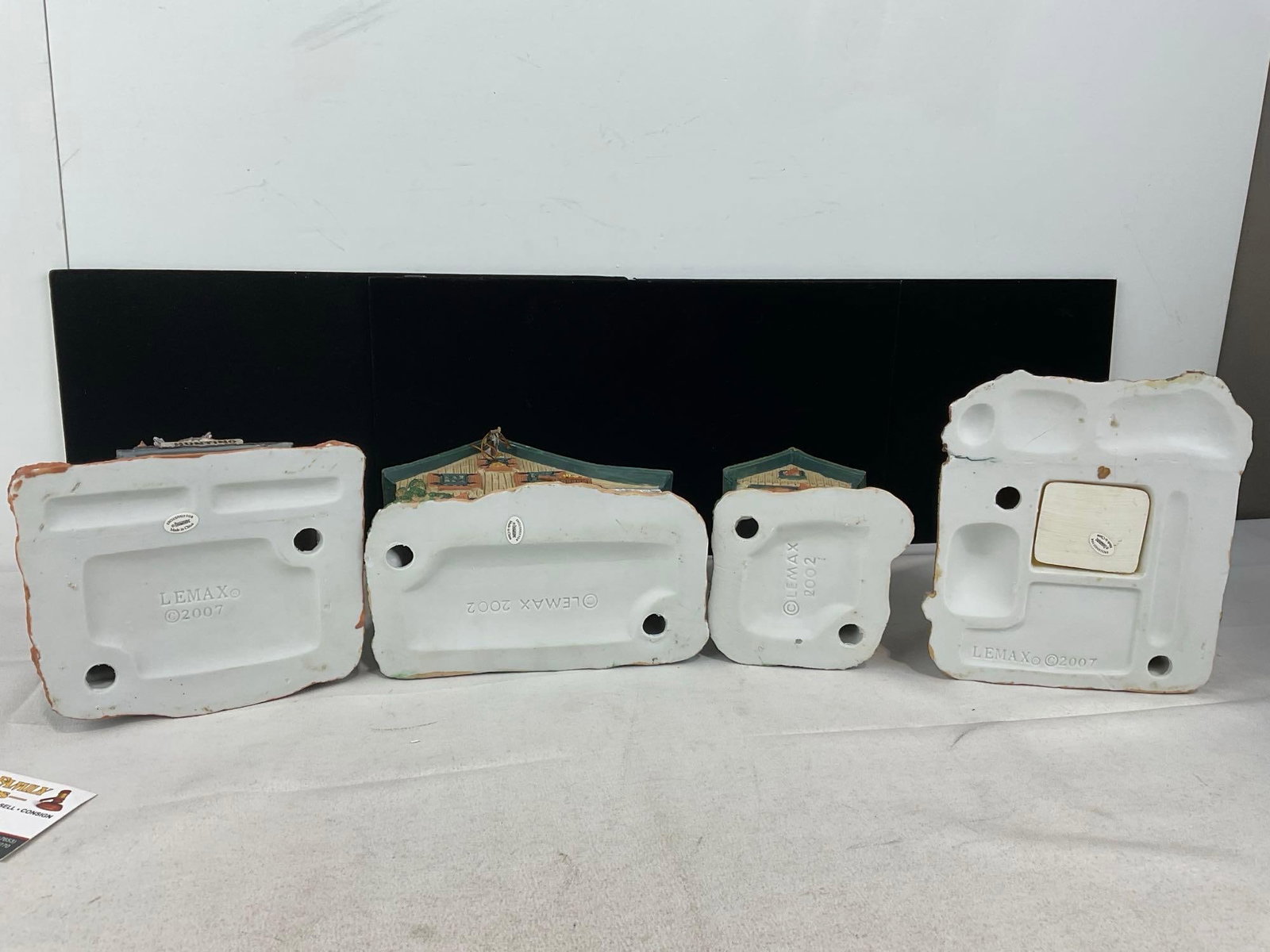 4 Lemax Lightup Bldgs, in original boxes, Bucks Hunting Cabin, Camping Tent, & Bluebird Acres - 6