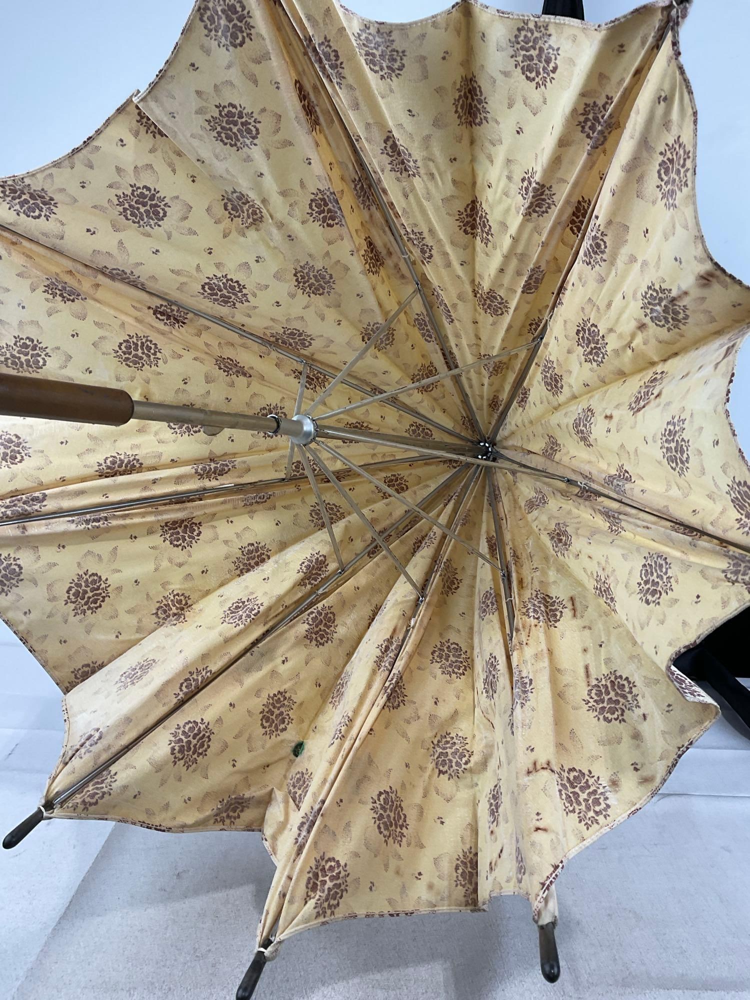 Set of 5 Vintage Umbrellas/Parasols, Bamboo piece, Nylon, Embroidered, & light chiffon style fabric - 9