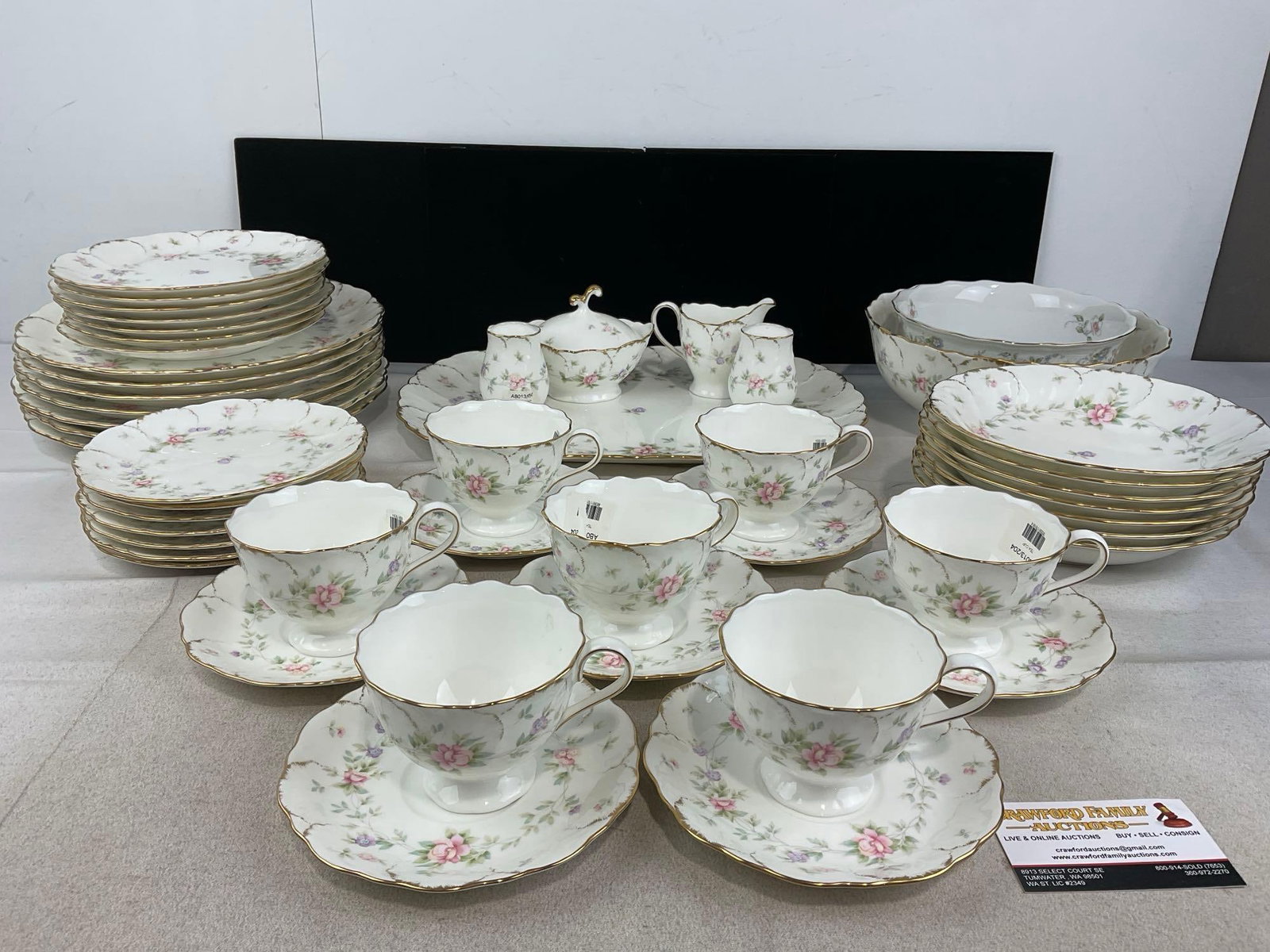 Mikasa Bone China AB013 Endearment Pattern China, 49 piece set, Floral pattern (1 of 6)