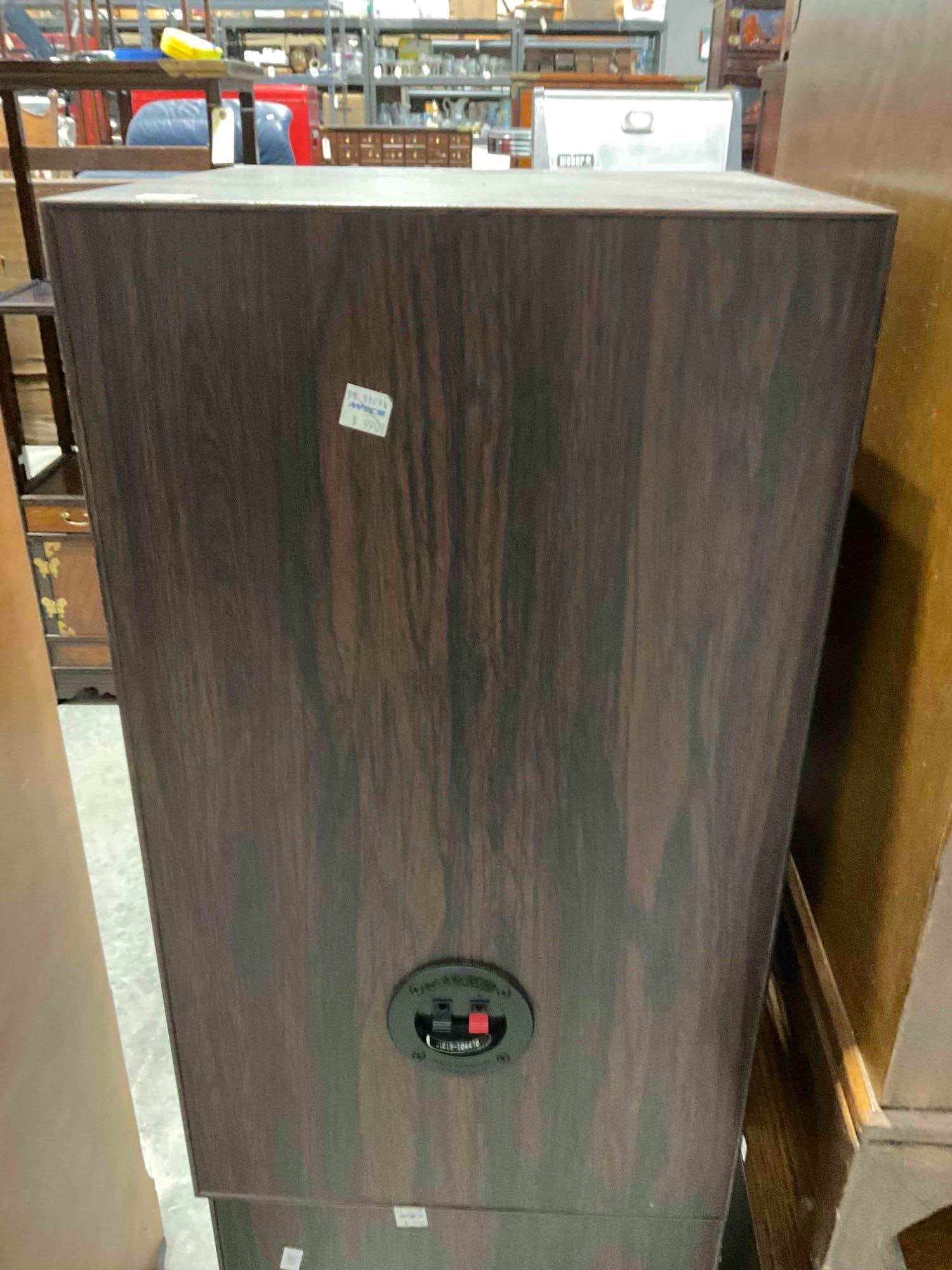 Pair of Vintage Infinity SM 102 Floor Speakers. Untested, As Is. See pics. - 4