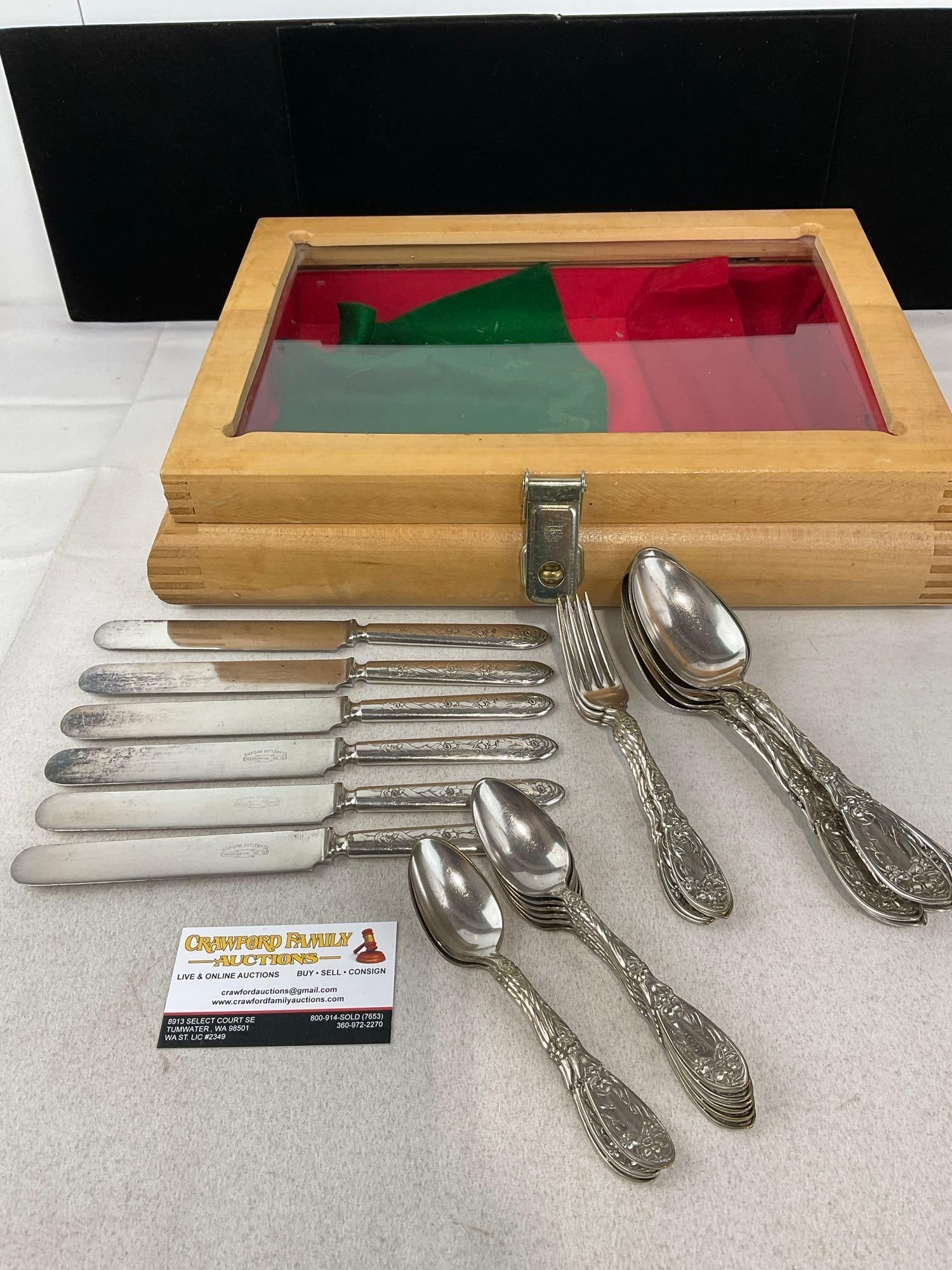 Vintage Oxford Silver Plate Flatware w/case, 25 pcs, Forks, Spoons, Serving Spoons, & Butter Knives (1 of 4)