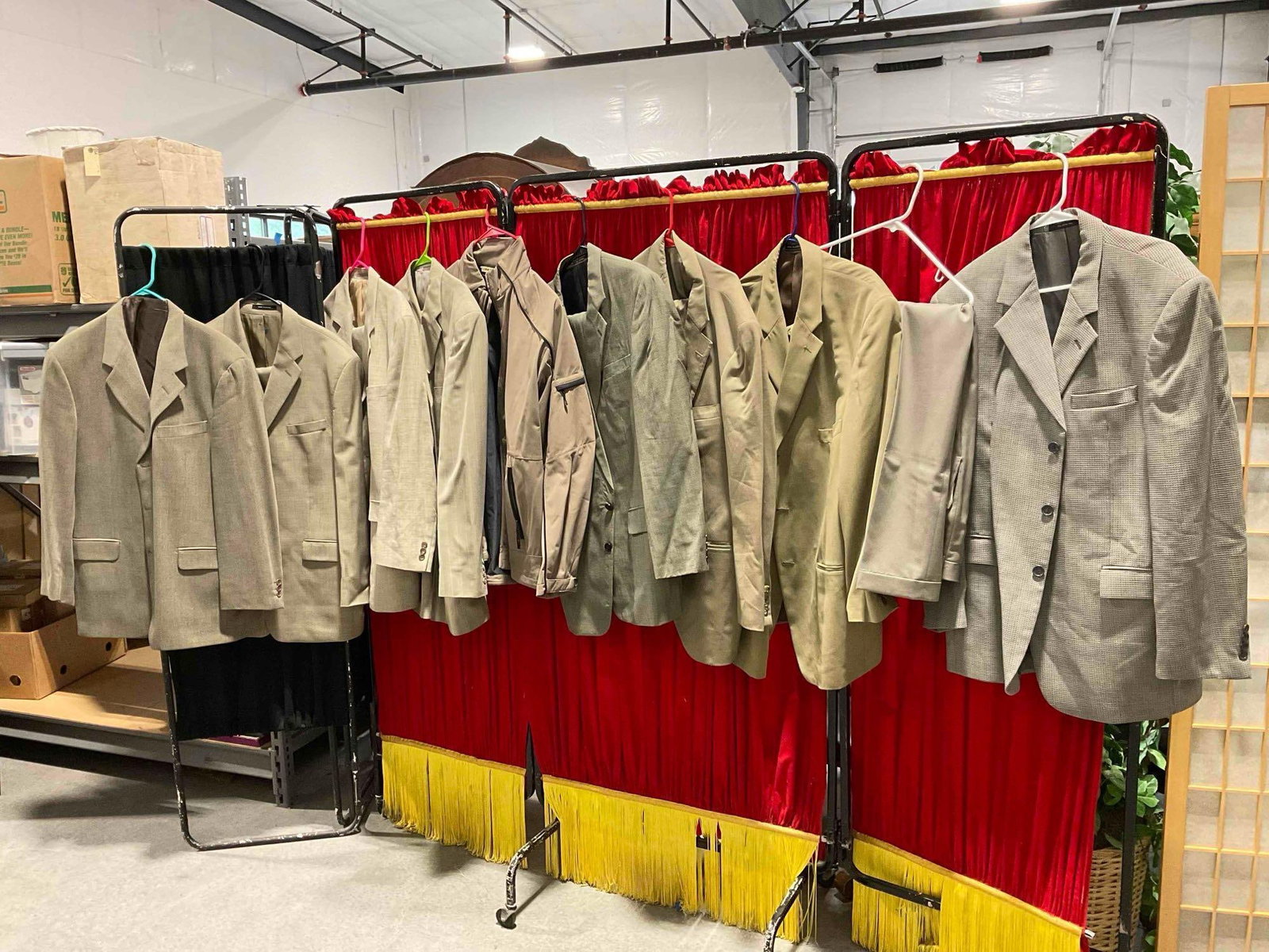 10 pcs Men's Clothing Collection, incl. Brooks Brothers Khaki Suit, North End Jacket & More! (1 of 20)