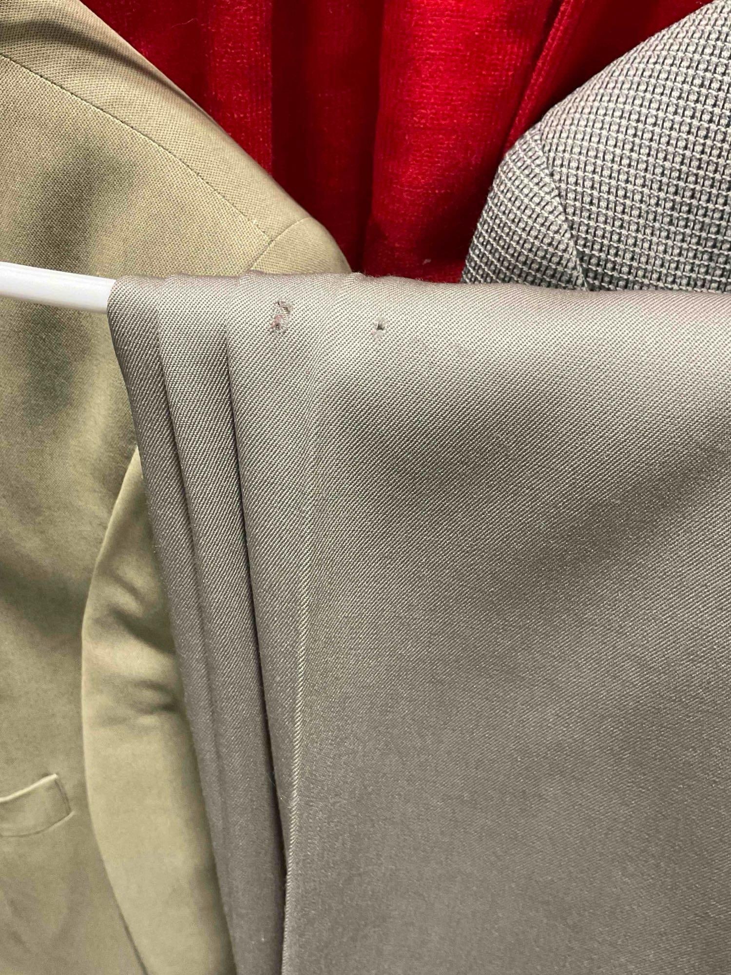 10 pcs Men's Clothing Collection, incl. Brooks Brothers Khaki Suit, North End Jacket & More! - 20