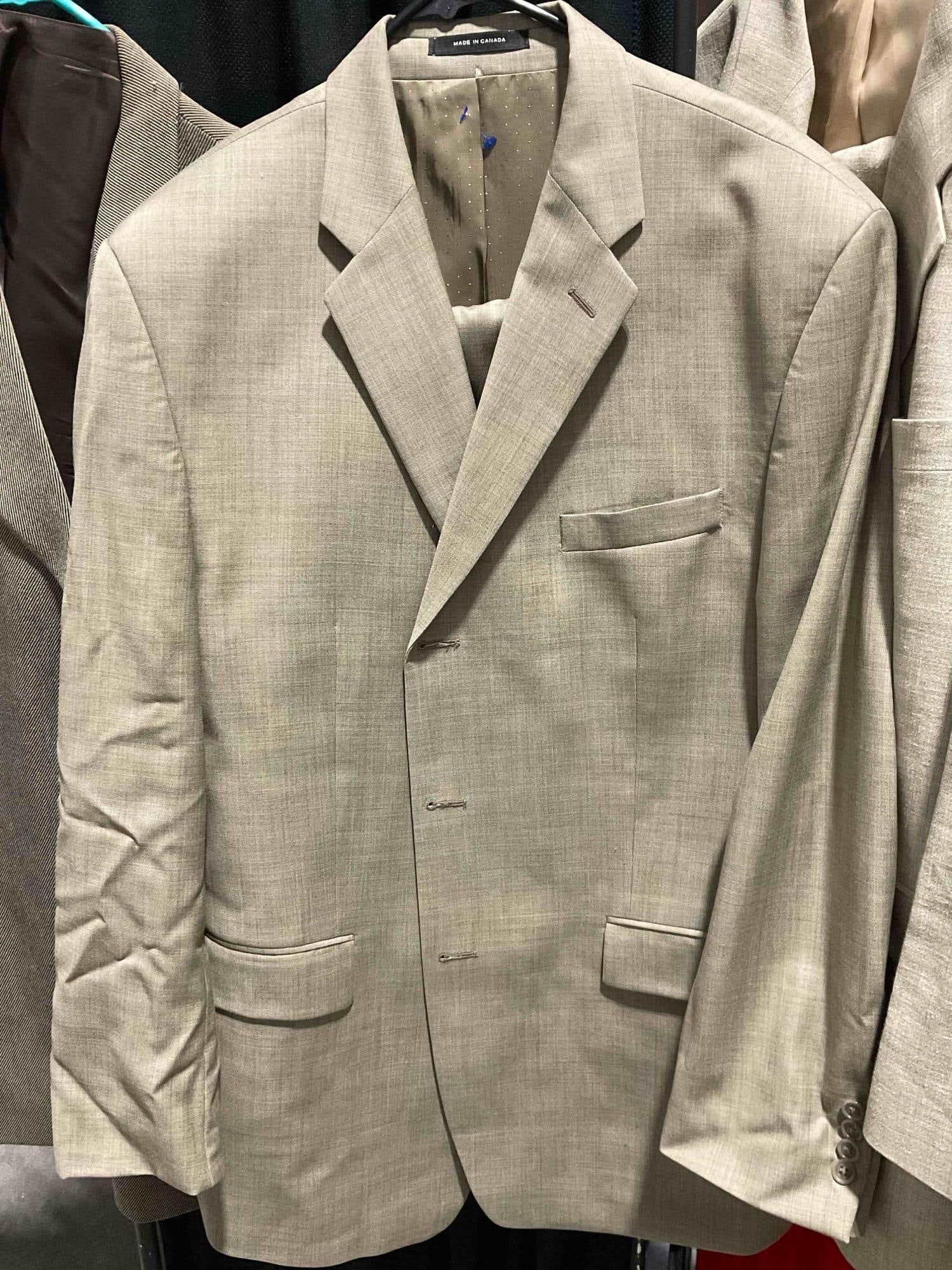 10 pcs Men's Clothing Collection, incl. Brooks Brothers Khaki Suit, North End Jacket & More! - 5