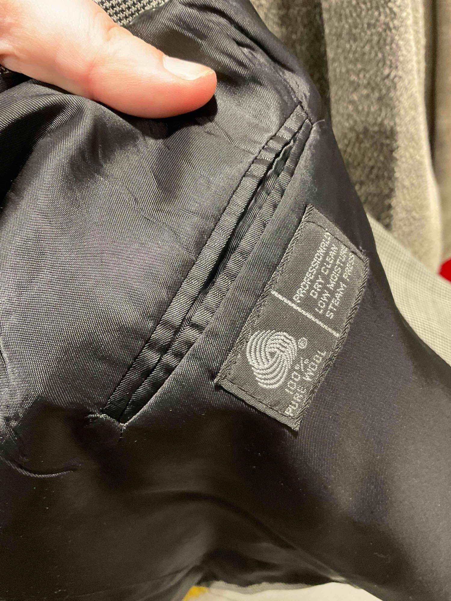 9 pcs Men's Clothing Collection, incl. Custom Wool Suits, Calvin Klein Jacket & More! See pics. - 17