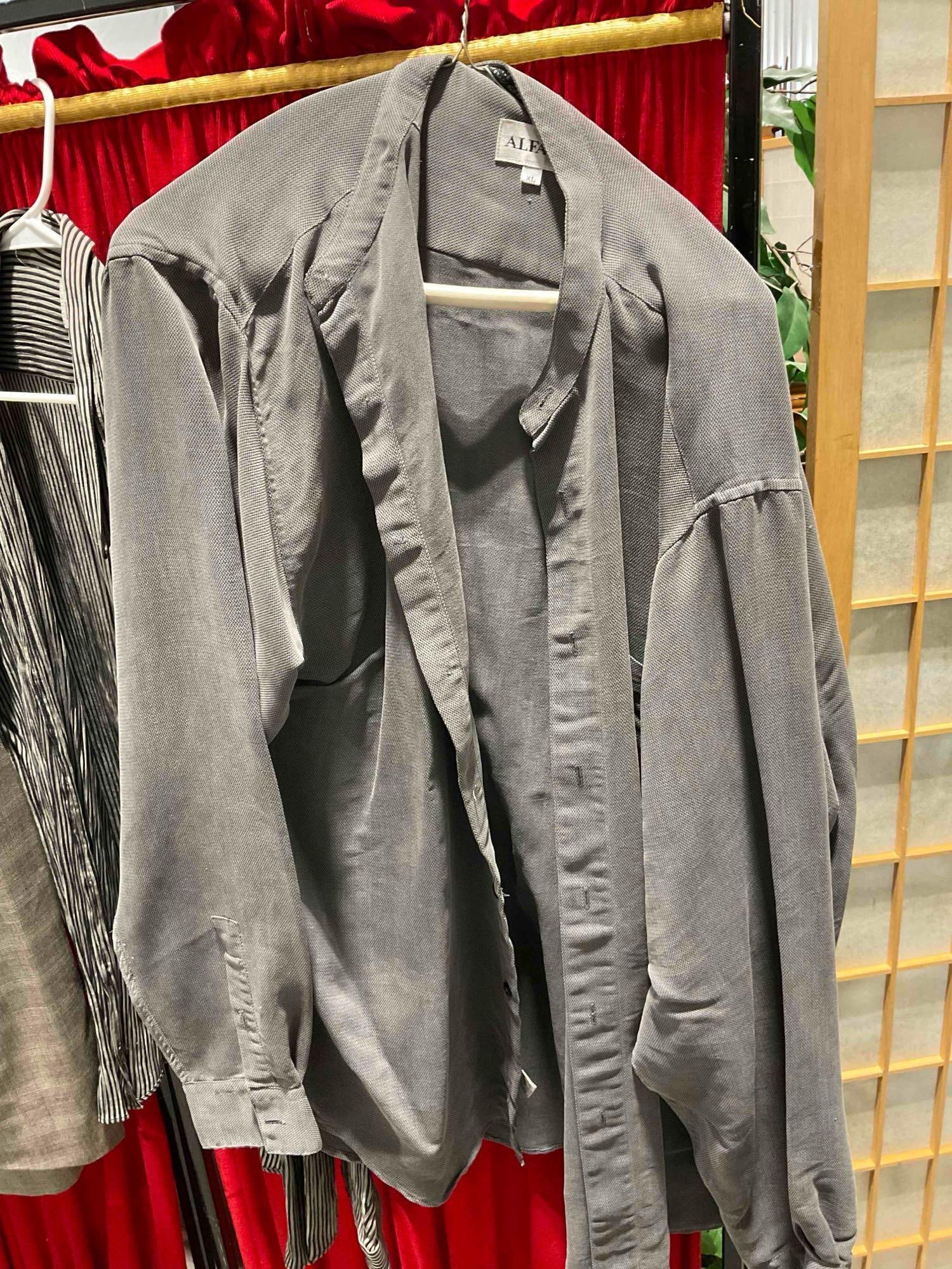 9 pcs Men's Clothing Collection, incl. Custom Wool Suits, Calvin Klein Jacket & More! See pics. - 5
