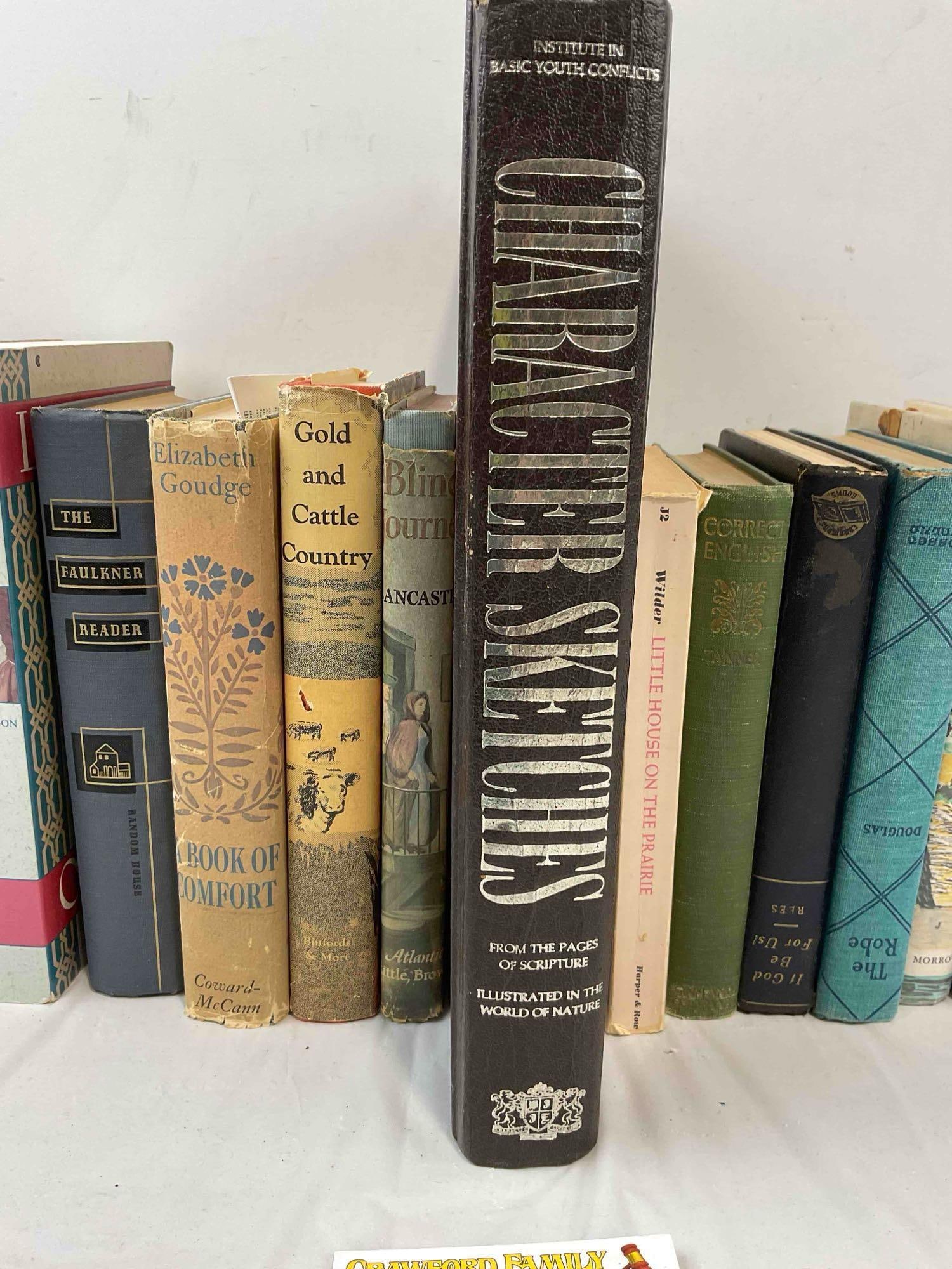 25 pcs Vintage Books, incl. "Character Sketches," "Jane Eyre" & Much More. Fair Condition. - 5