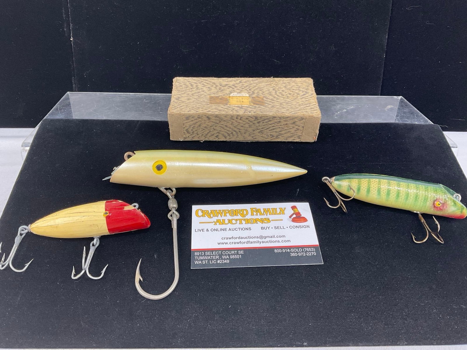 3 Vintage Fishing Lures, 1970s Pearl White Salmon Plug, Musky & Vintage Red/White plug w/treble h... (1 of 8)