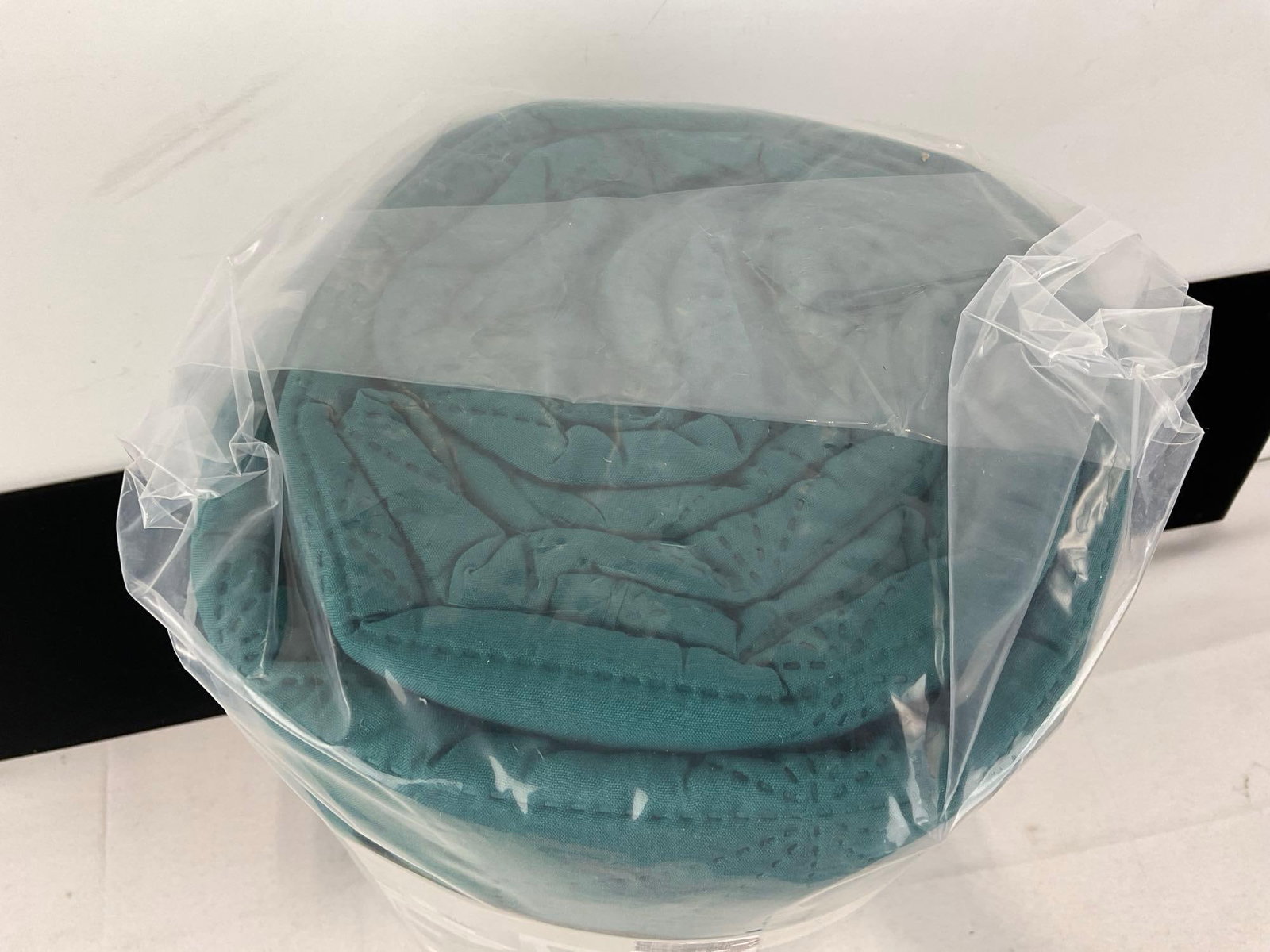VCNY Quilt Set King Size, 1 Quilt & 2 Shams, unopened - 3