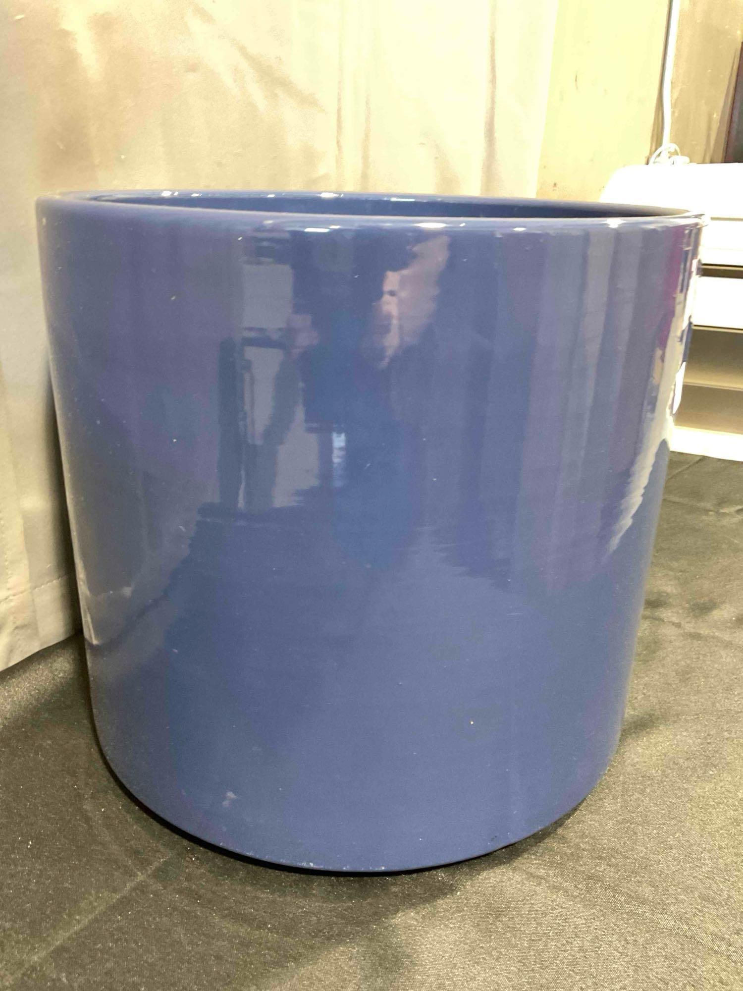 Large Vintage Lovely Blue Glazed Ceramic Planter Pot. Measures 13" x 13" x 13" See pics. - 2