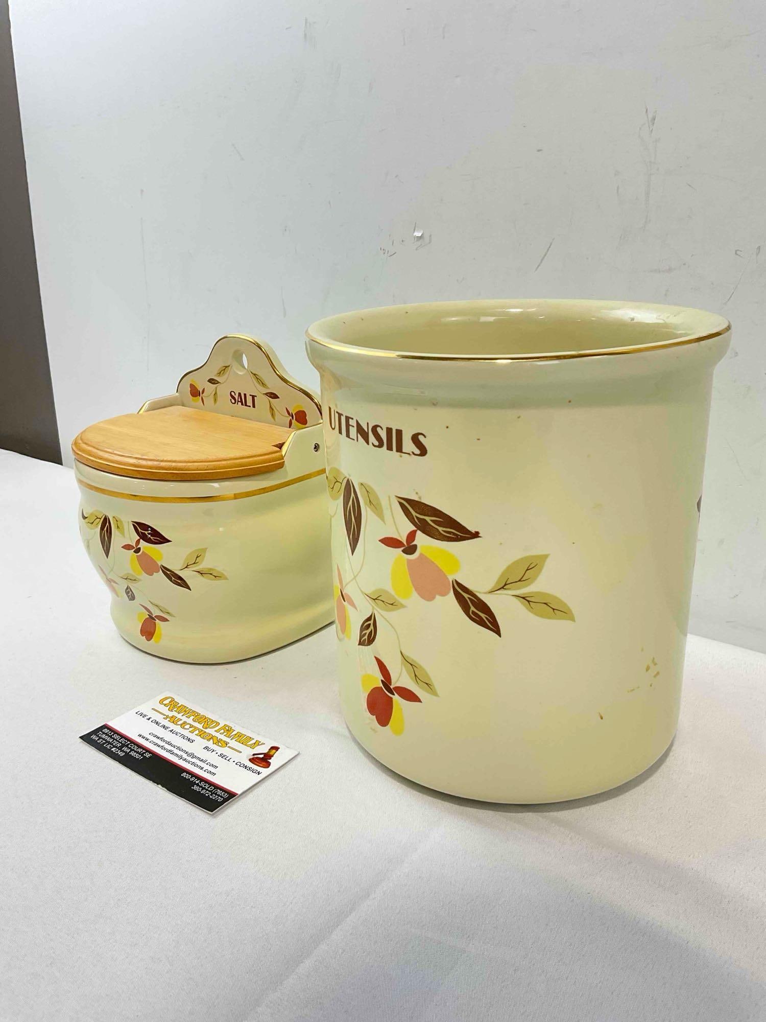 2 pcs Ceramic Kitchen Canisters w/ Autumn Leaf Pattern, 1x Vintage Hall & 1x Ceramic Specialties. - 3