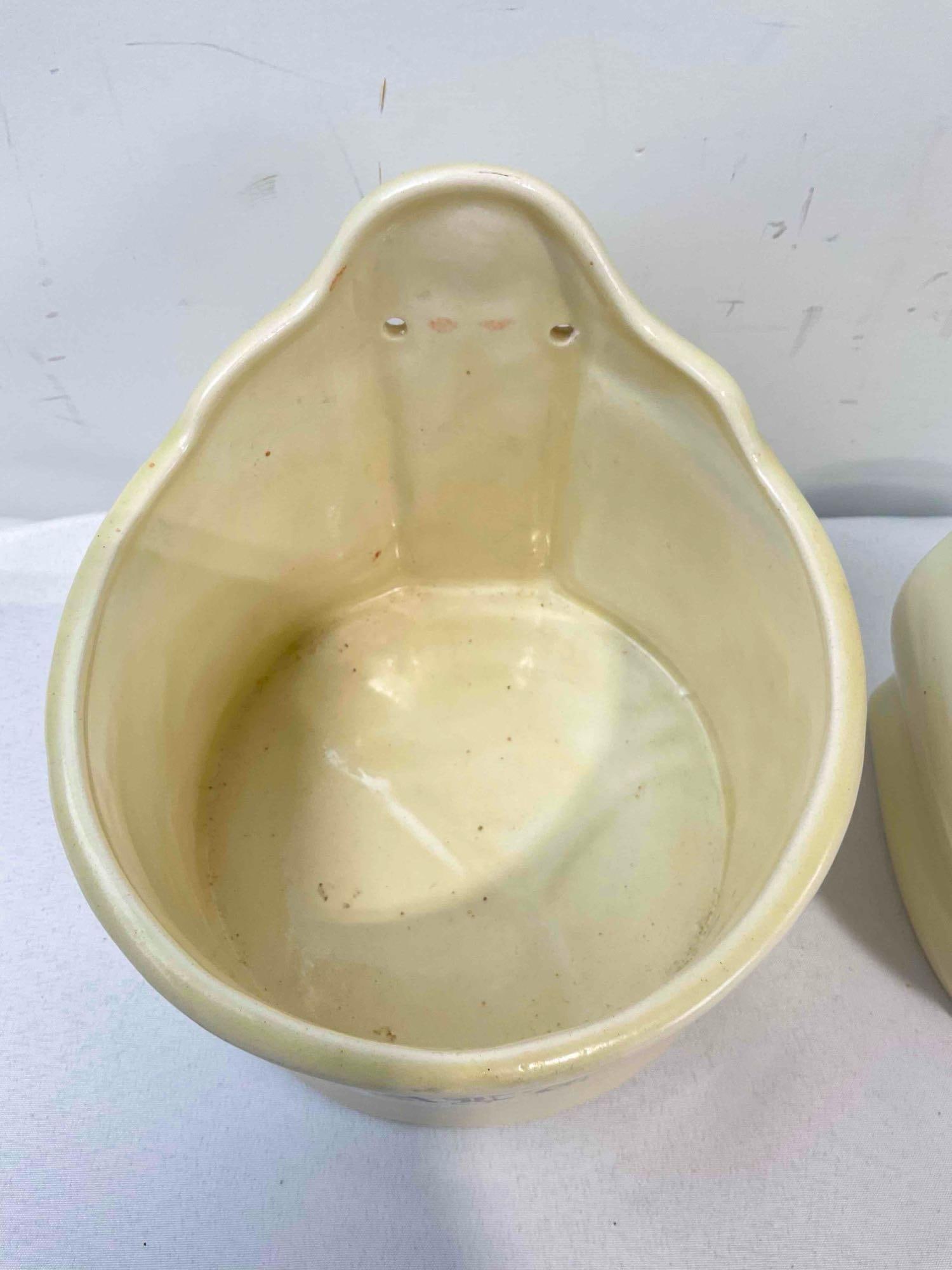 2 pcs Ceramic Salt Cellars w/ Autumn Leaf Pattern, 1x Unmarked, 1x Ceramic Specialties. See pics. - 4