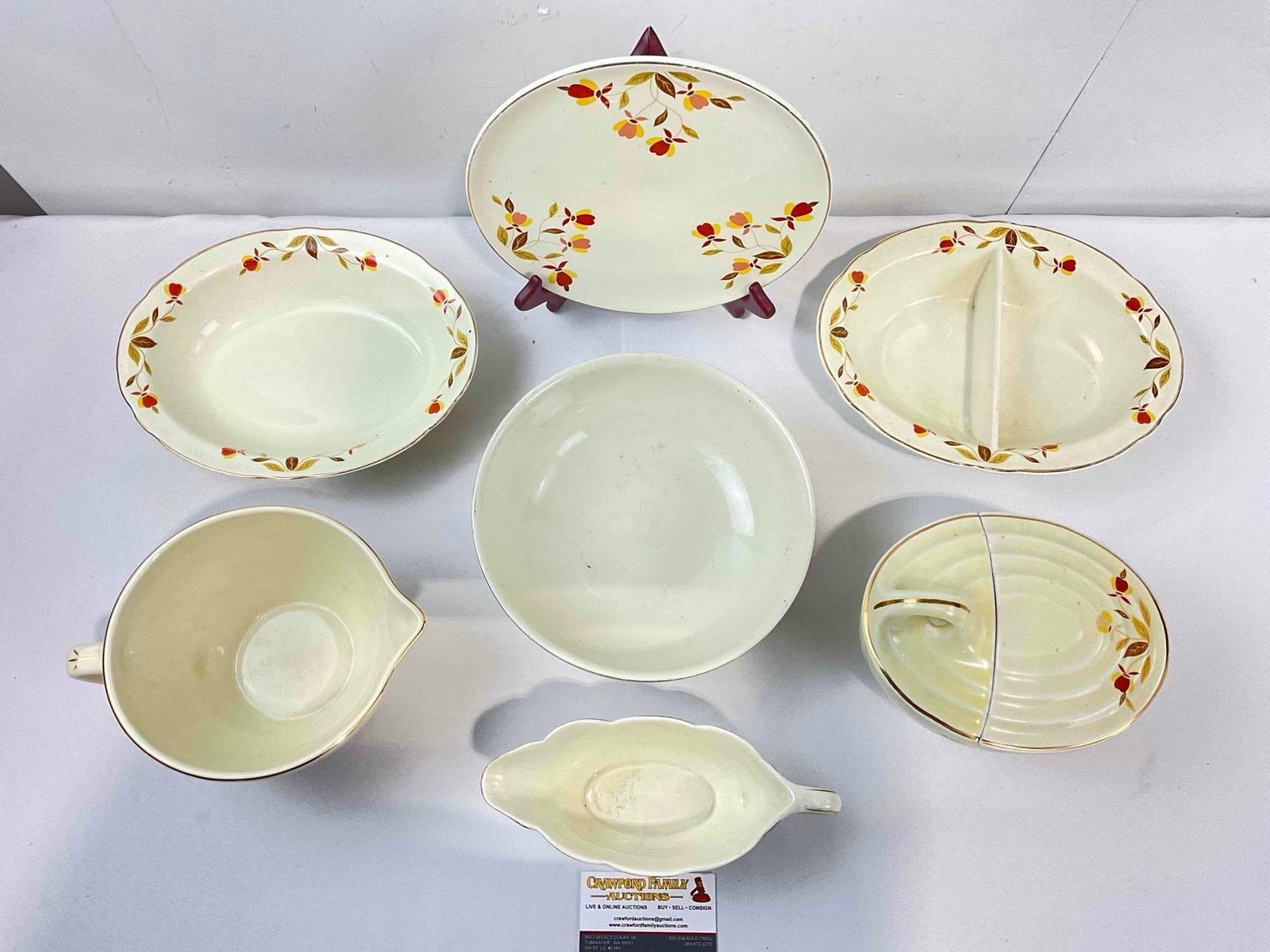 7 pcs Vintage Ceramic Assortment w/ Hall China's Autumn Leaf Pattern, incl. Bowls & More! - 4