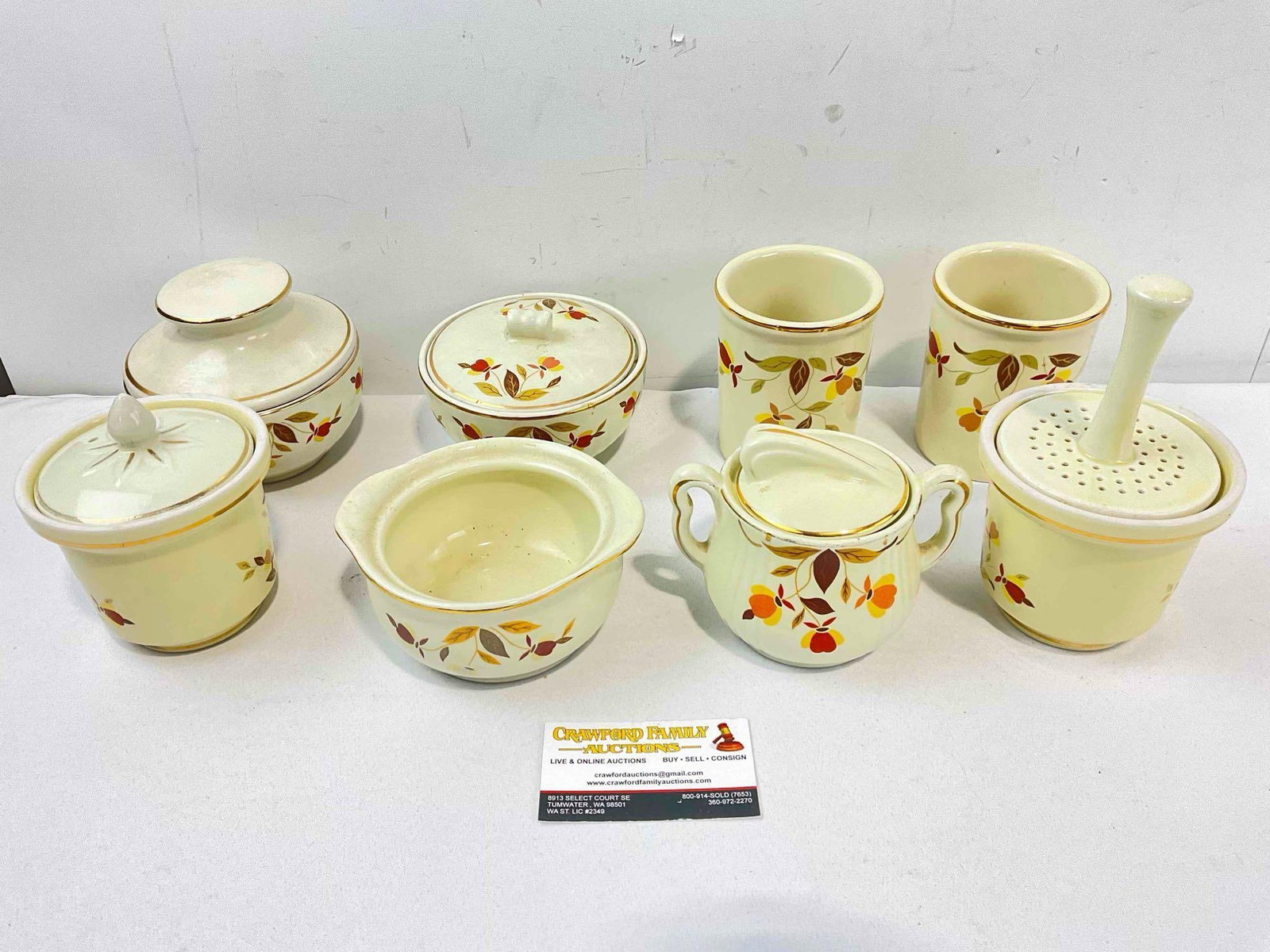 8 pcs Vintage Hall China Ceramic Assortment w/ Autumn Leaf Design, incl. Jars & More! See pics. (1 of 6)