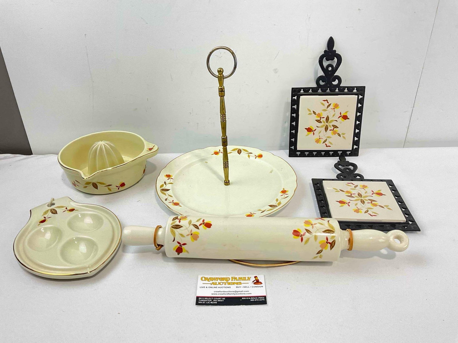 6 pcs Vintage Ceramic Assortment w/ Hall China's Autumn Leaf Pattern, incl. Rolling Pin. See pics. (1 of 8)