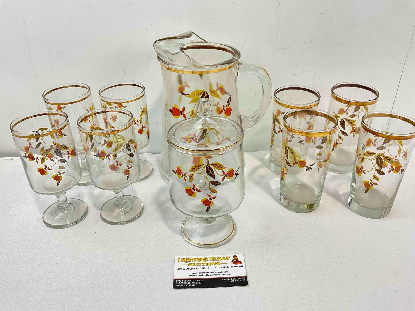 10 pcs Vintage Glassware w/ Hall China's Autumn Leaf Design, incl. 8x Cups, Pitcher & Candy Jar. (1 of 6)