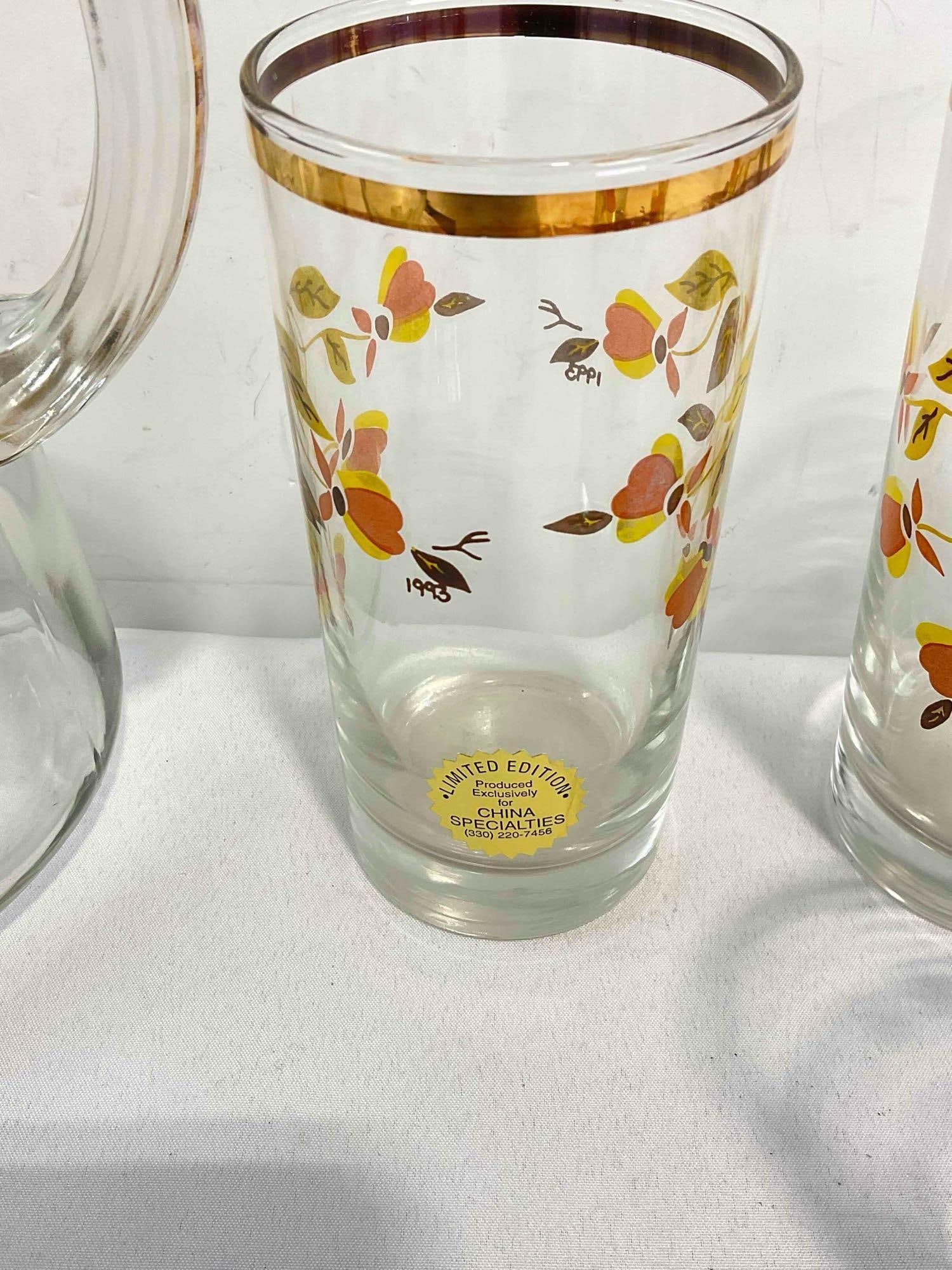 10 pcs Vintage Glassware w/ Hall China's Autumn Leaf Design, incl. 8x Cups, Pitcher & Candy Jar. - 5