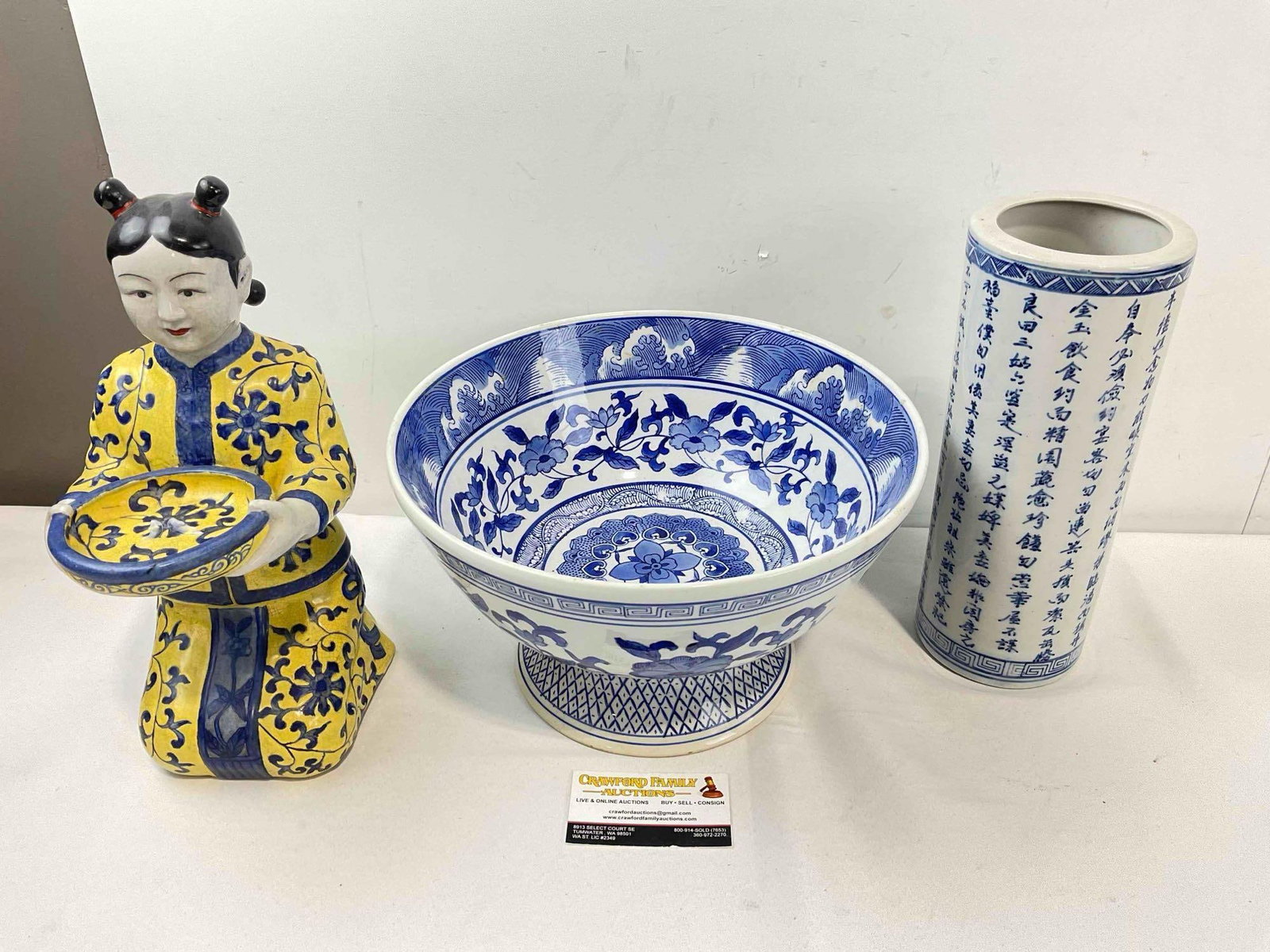 3 pcs Asian Style Decorative Ceramic Assortment, incl. Vase, Bowl, Figural Candle Holder. See pics. (1 of 7)