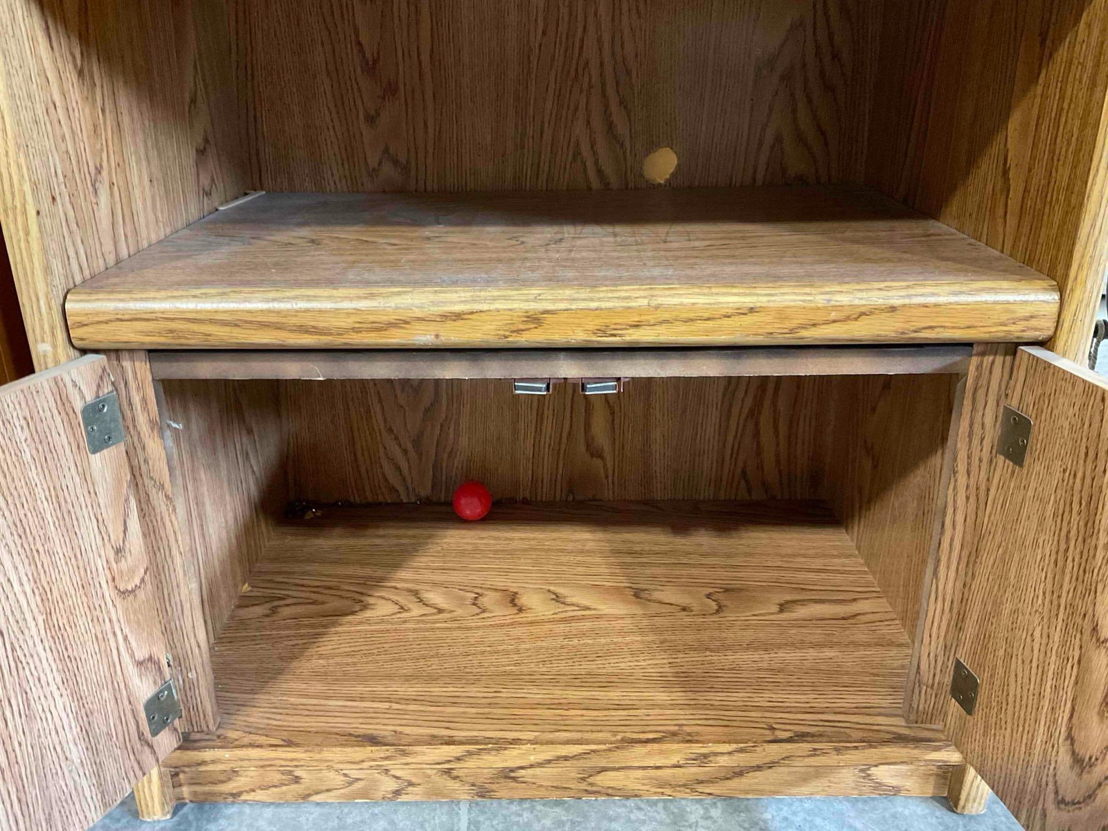 Oak Veneer Console Cabinet w/ Pull Out Tray, Cupboard & Parquetry Pattern. Fair Condition. See pi... - 4