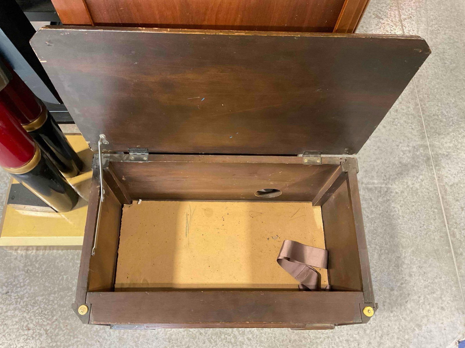 Vintage Wooden Storage Chest w/ Castors. Fair Condition. See pics. - 4