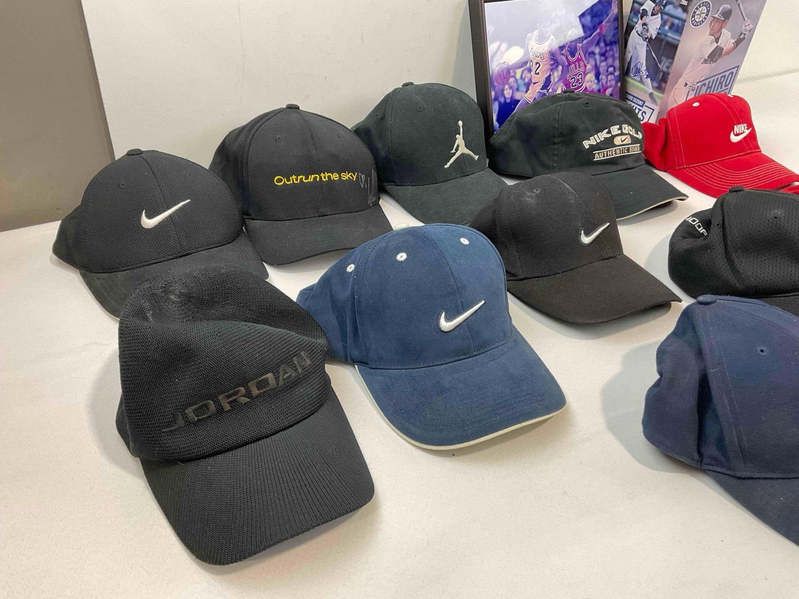 11 pcs Men's Baseball Cap Hats, incl. 1x Signed by Singer Lalah Hathaway & More! See pics. - 2