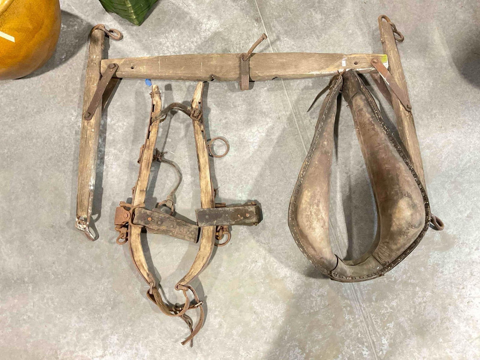 Antique Primitive Wood & Leather Plow Animal Collar, Harness & Hames. Fair Condition. See pics.: Antique Primitive Wood & Leather Plow Animal Collar, Harness & Hames. Fair Condition. Weathered, has wear indicative of age and use, look to be in fair condition. Measures 48" x 33" x 7"