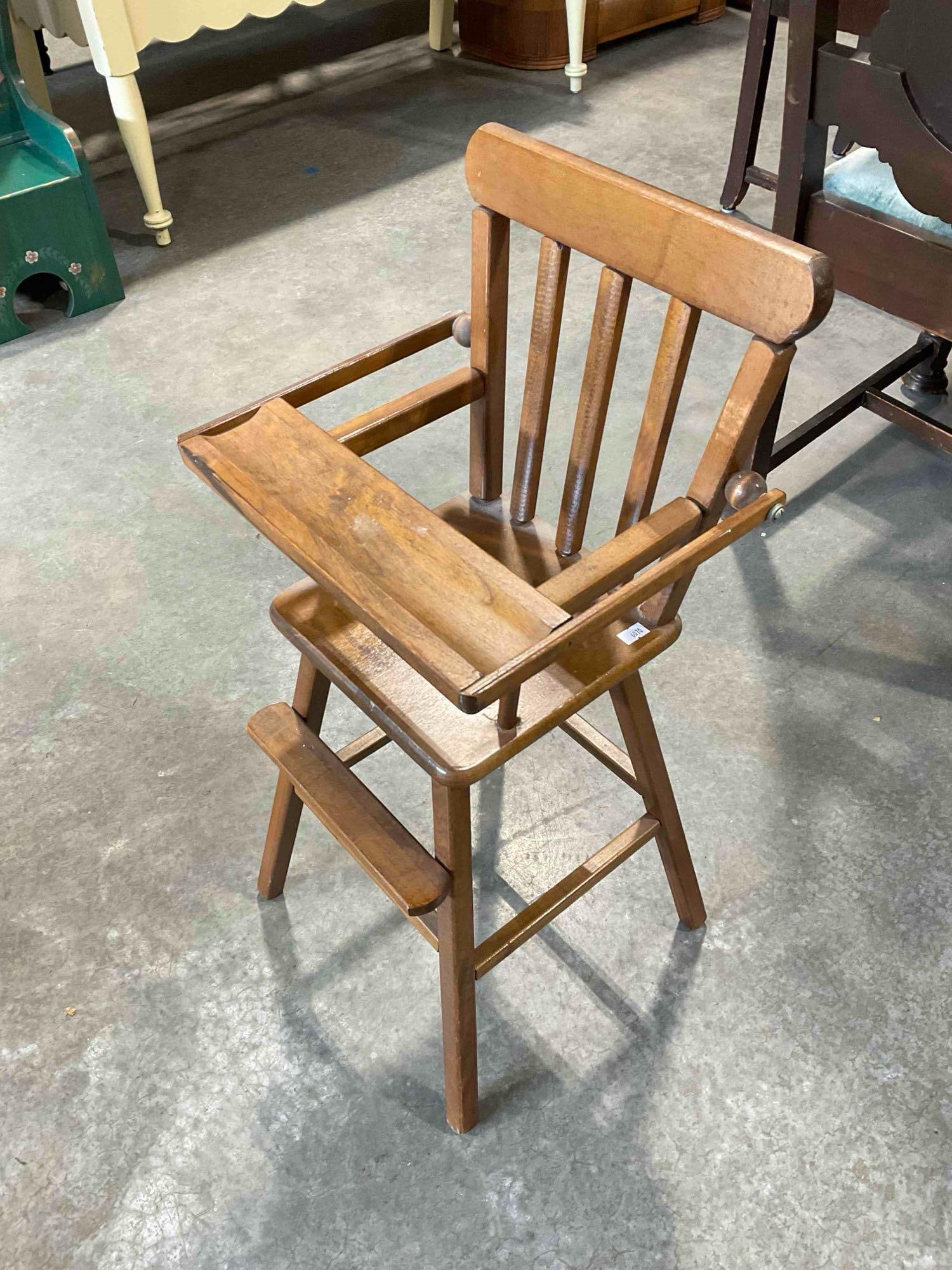 Vintage Tiny Maple? Wood Children's Toy Doll High Chair. Good Condition. See pics. - 2