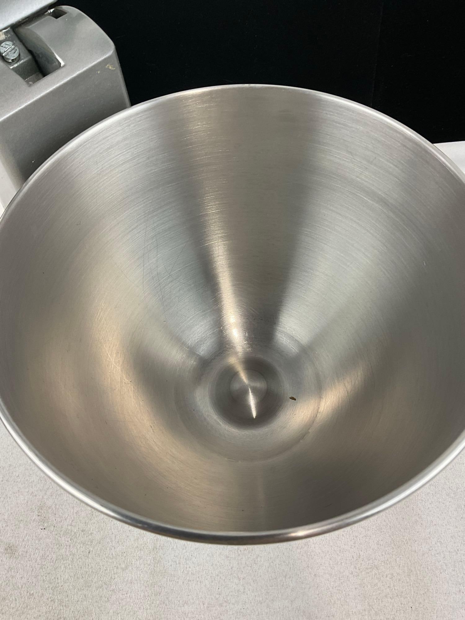 KitchenAid Ultra Power Stand Mixer KSM95CUO, Stainless Steel Finish, tested & working - 5
