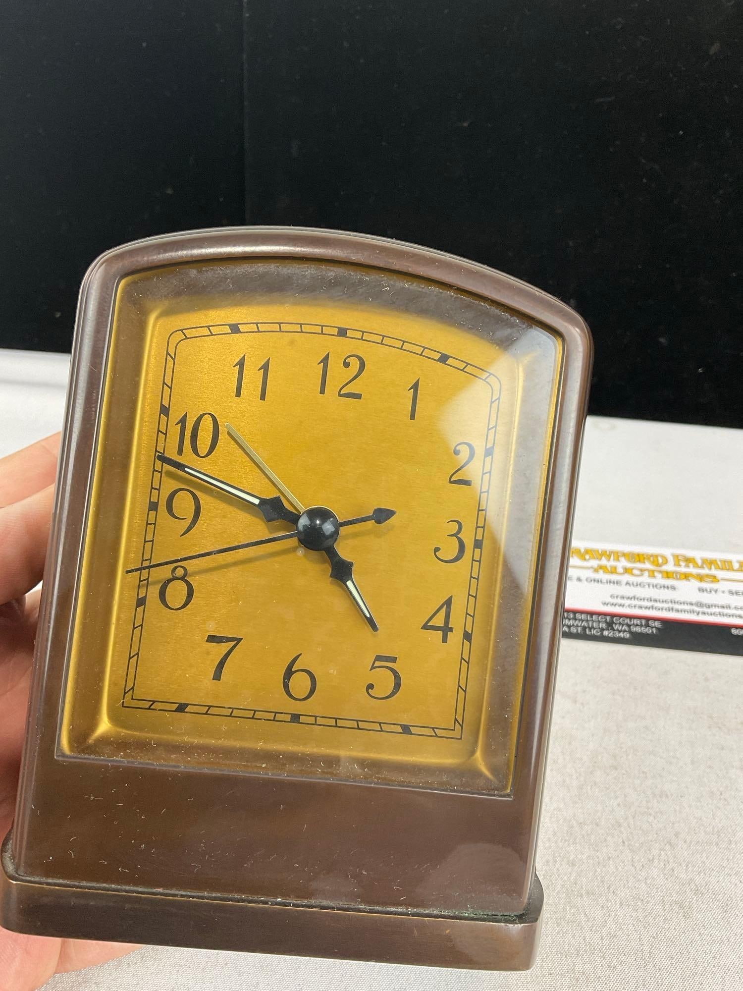 Vintage Pottery Barn General Electric Telechron Model 711 Desk Clock, Bakelite case? 6x5x4 in - 2