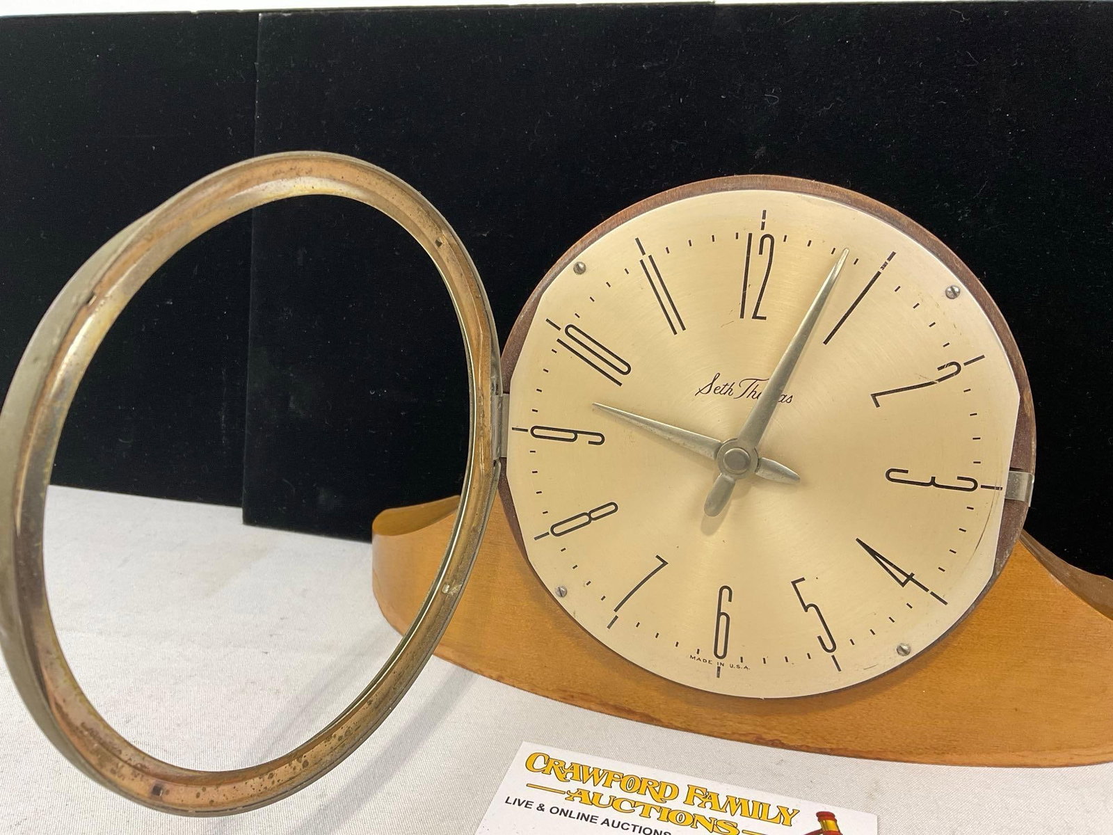 Vintage Mantel Clock, German Seth Thomas Dynaire - 1W Model E-022-007, 7x11x5 inches - 2