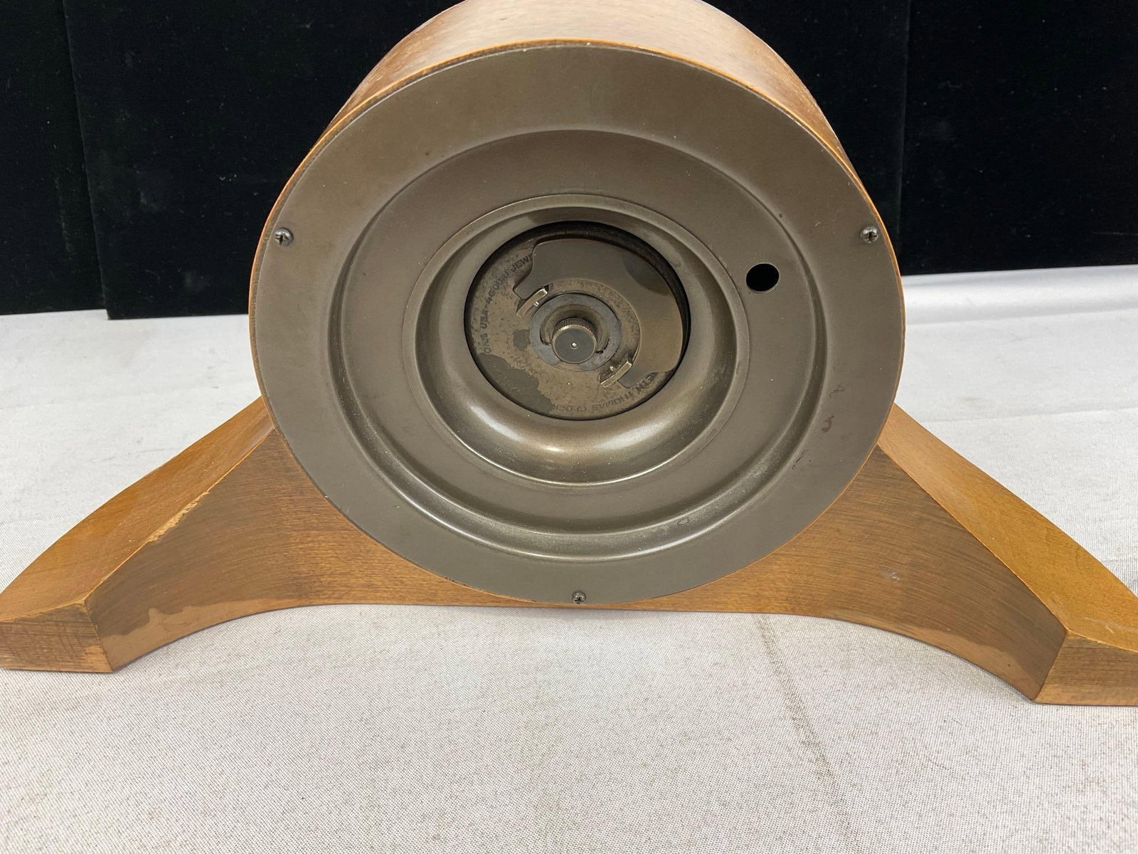 Vintage Mantel Clock, German Seth Thomas Dynaire - 1W Model E-022-007, 7x11x5 inches - 3