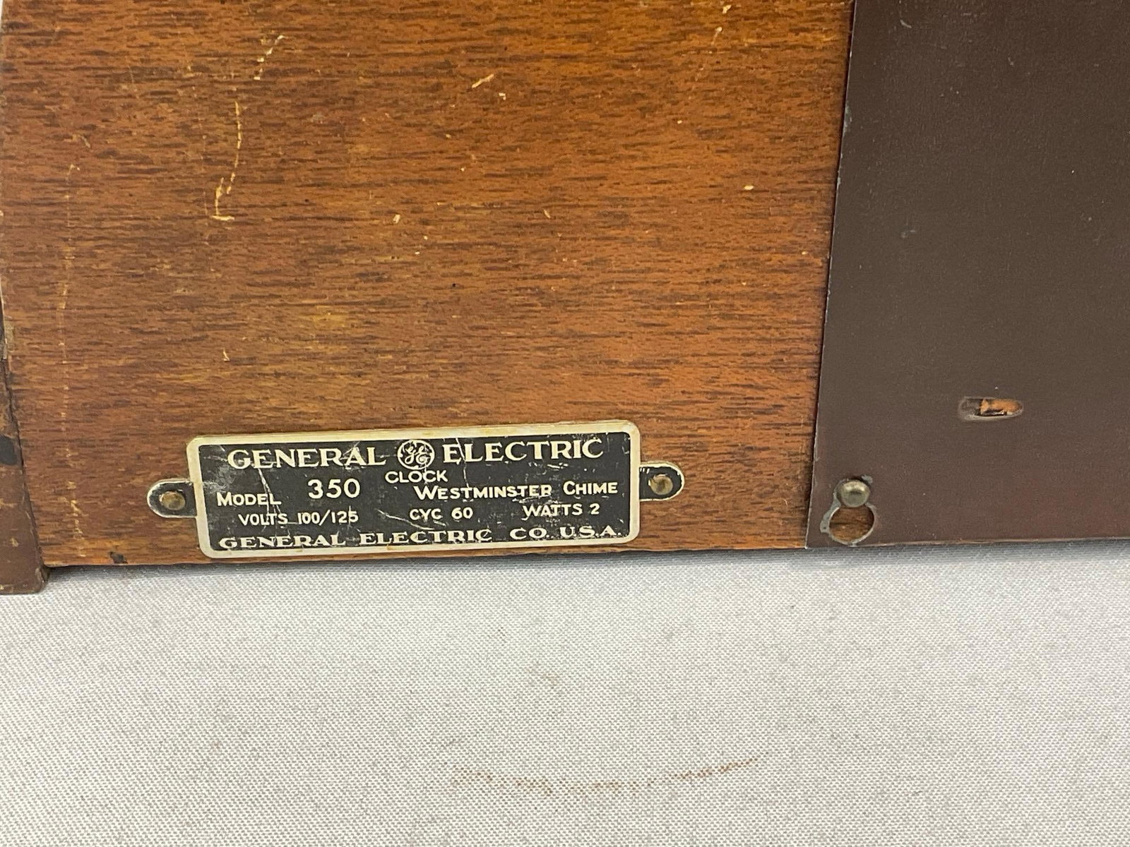 Vintage General Electric Model 350 Westminster Chime Mantel Clock, Telechron motor, 9x14x5 inches - 5