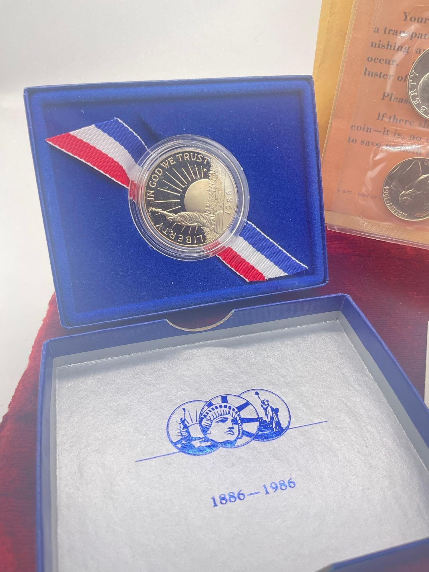 Us Mint 1964 Silver proof set Philadelphia & 1986 US mint Liberty Clad Half dollar - 2