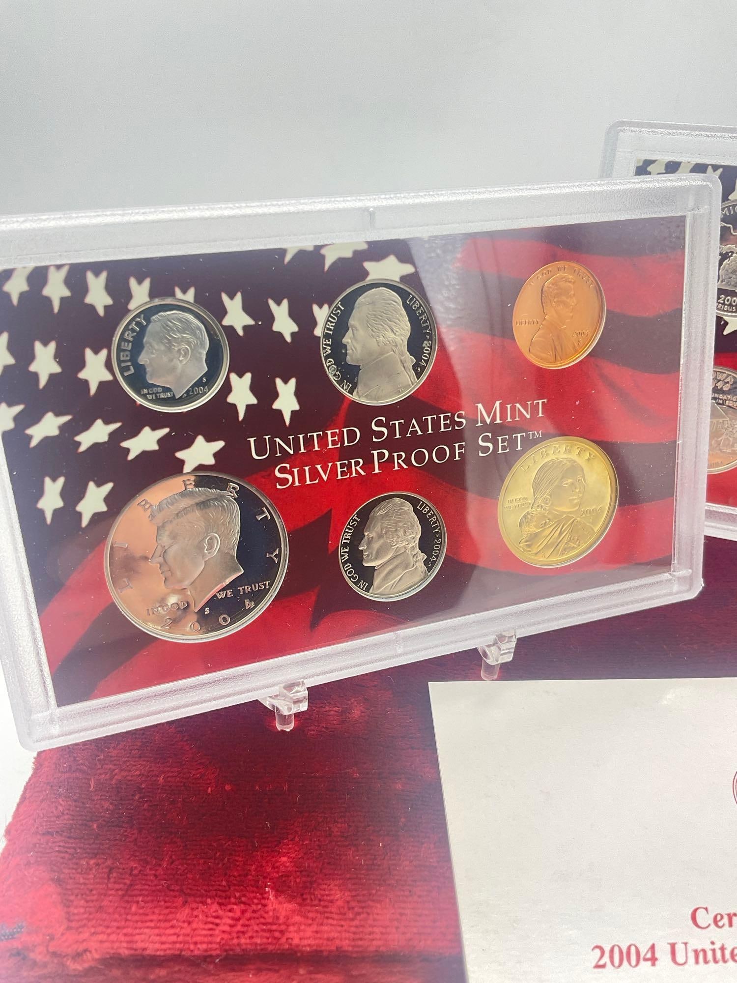 2004 US mint Silver 10 coin Proof set includes 5 state Quaters - 2