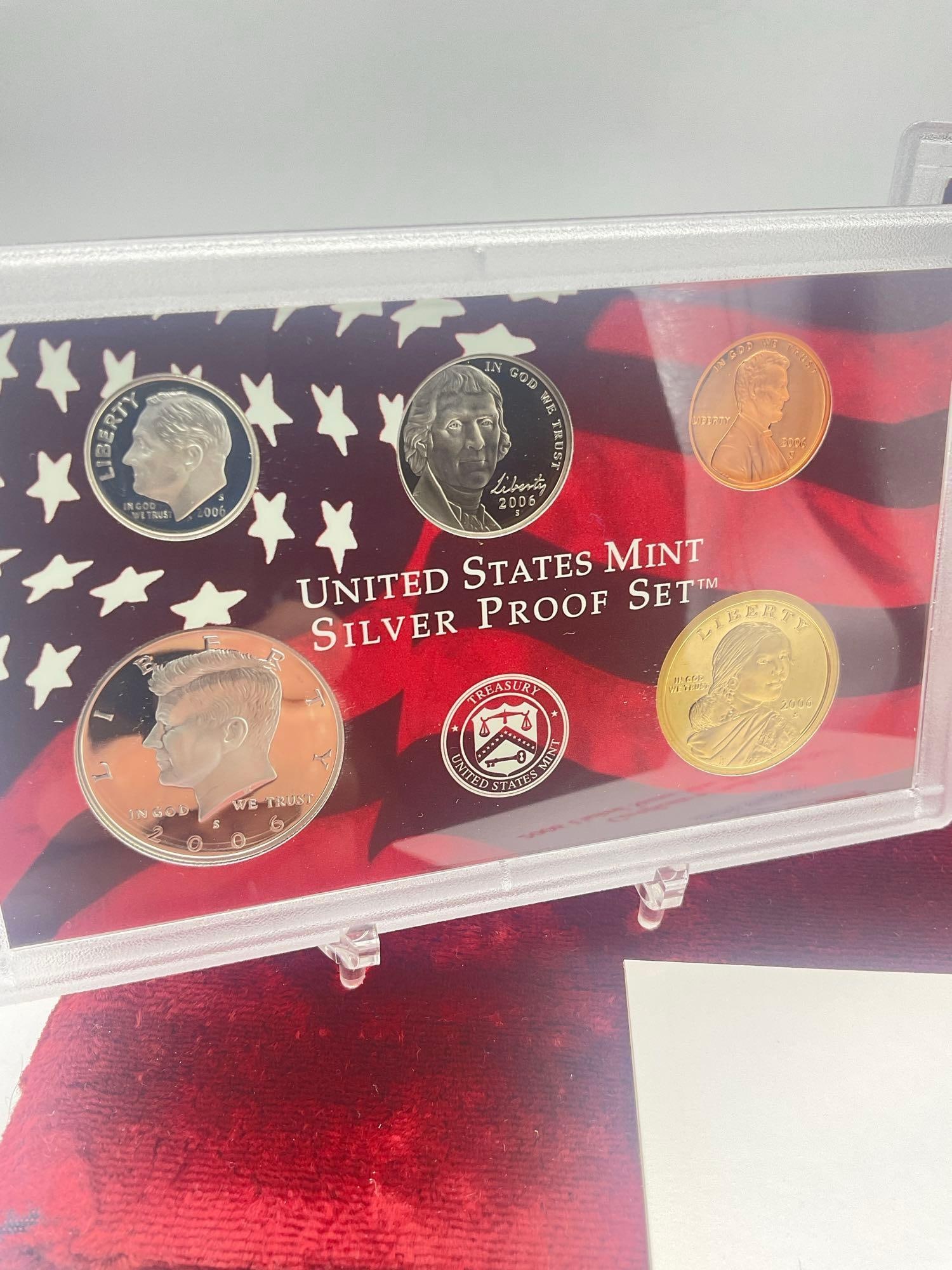 2006 US mint Silver 10 coin Proof set includes 5 state Quaters - 2
