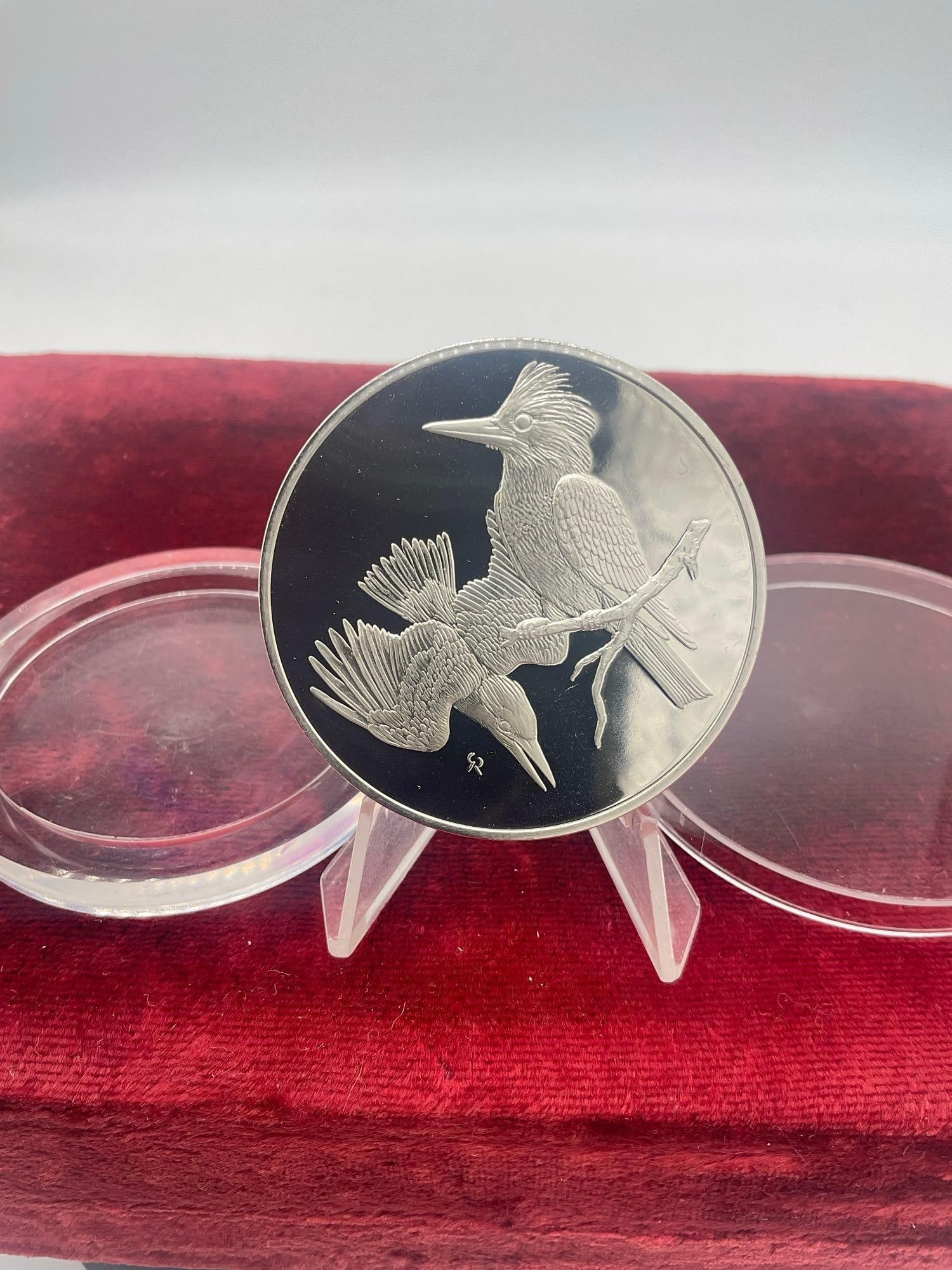 Rare 1973 Sterling Silver Proof Franklin Mint Belted Kingfisher Coin 66.2 grams = 2 oz Solid silver - 2