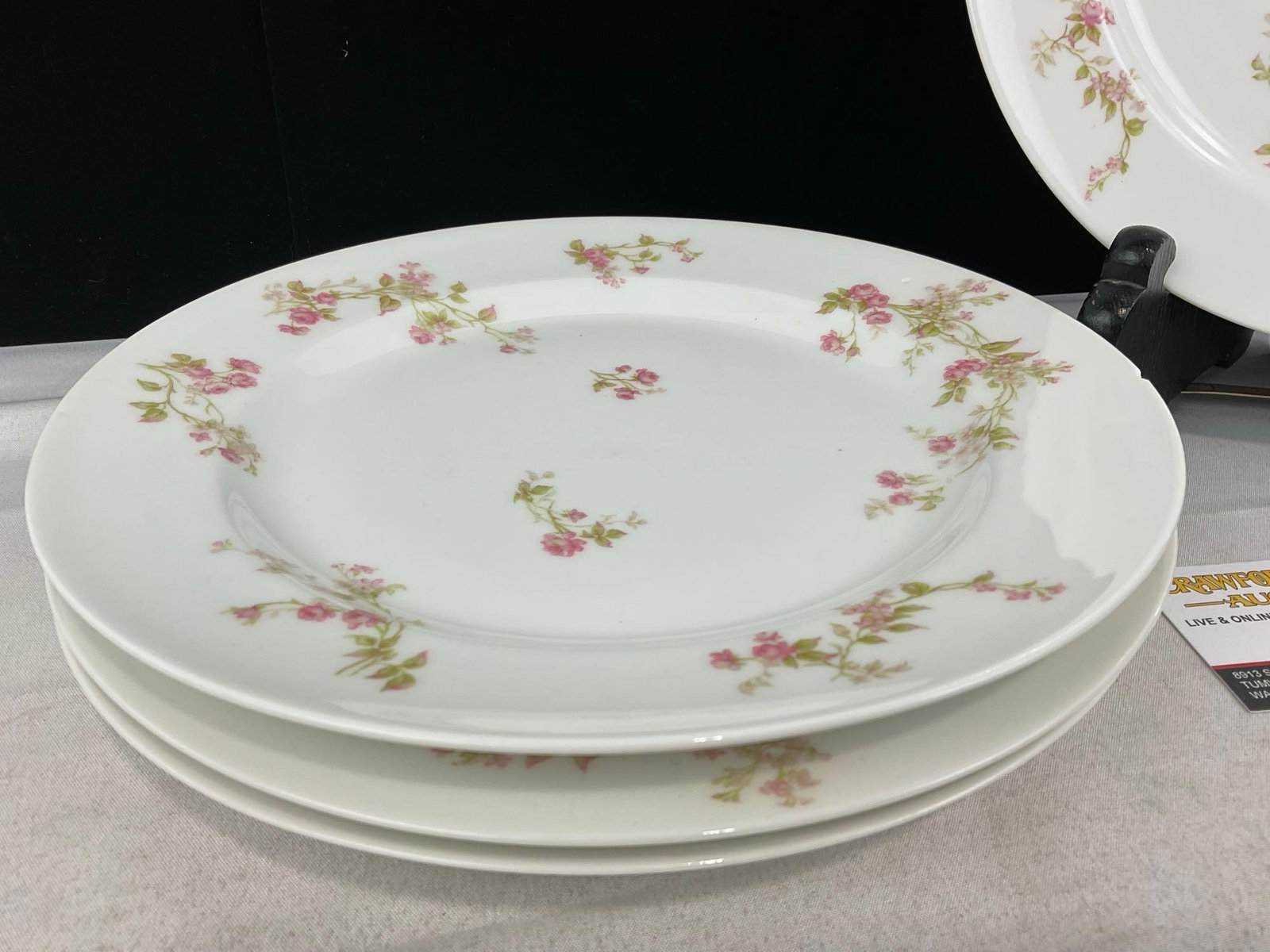 4 Dinner Plates, Haviland Limoges Pink Roses Pattern, Schleiger 242, 4h x 10w x 10d inches - 2