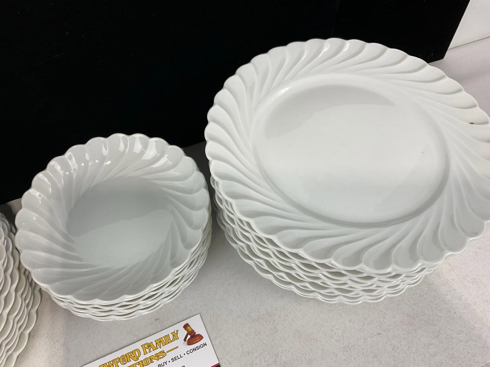 Haviland Limoges Porcelain China, Torse Blanc pattern, 11 Lunch, 15 Bread & Butter, & 8 Small Bowls - 3