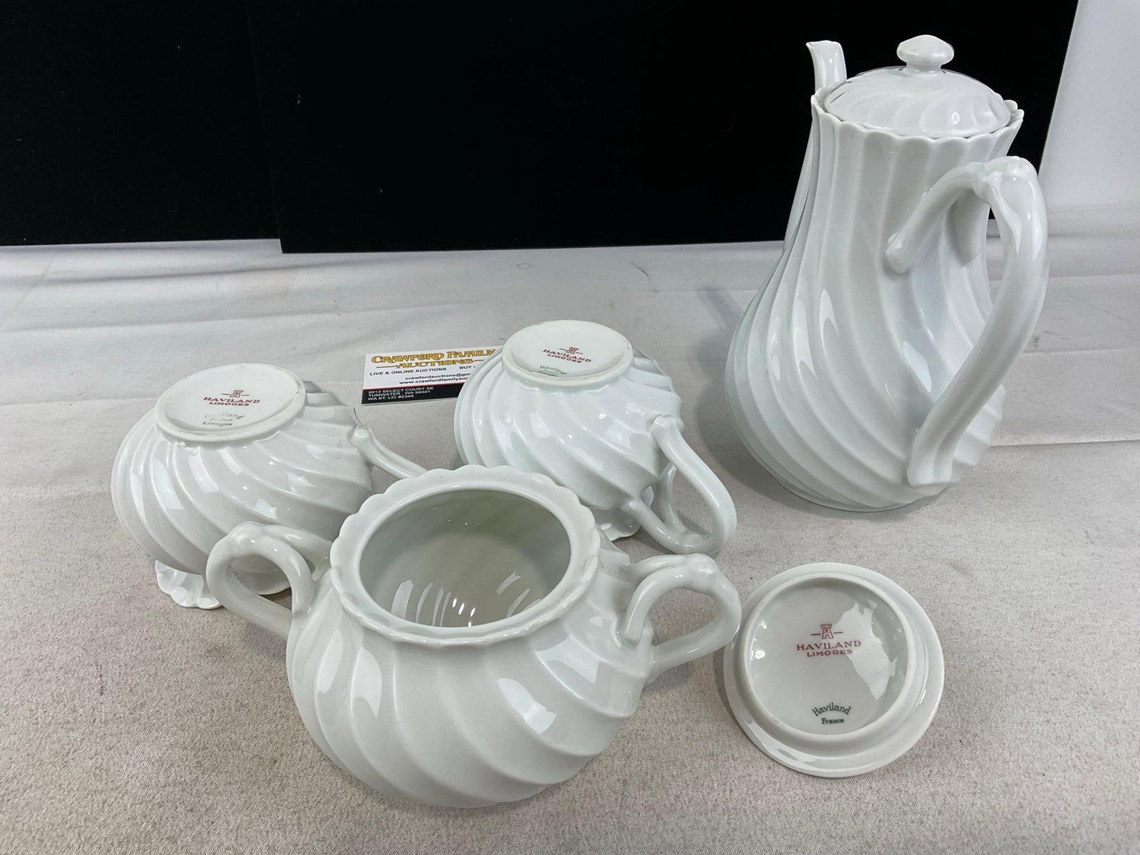 Haviland Limoges Porcelain China, Torse Blanc pattern, Teapot, Lidded Sugar Bowl, & 2 Creamers - 2