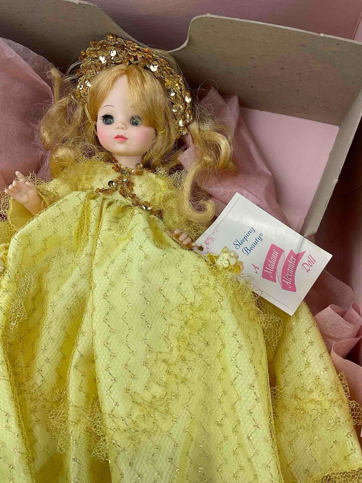 3 Dolls by Madame Alexander, 2x First Lady Collection Abigail & Louisa Adams, Sleeping Beauty #1595 - 5