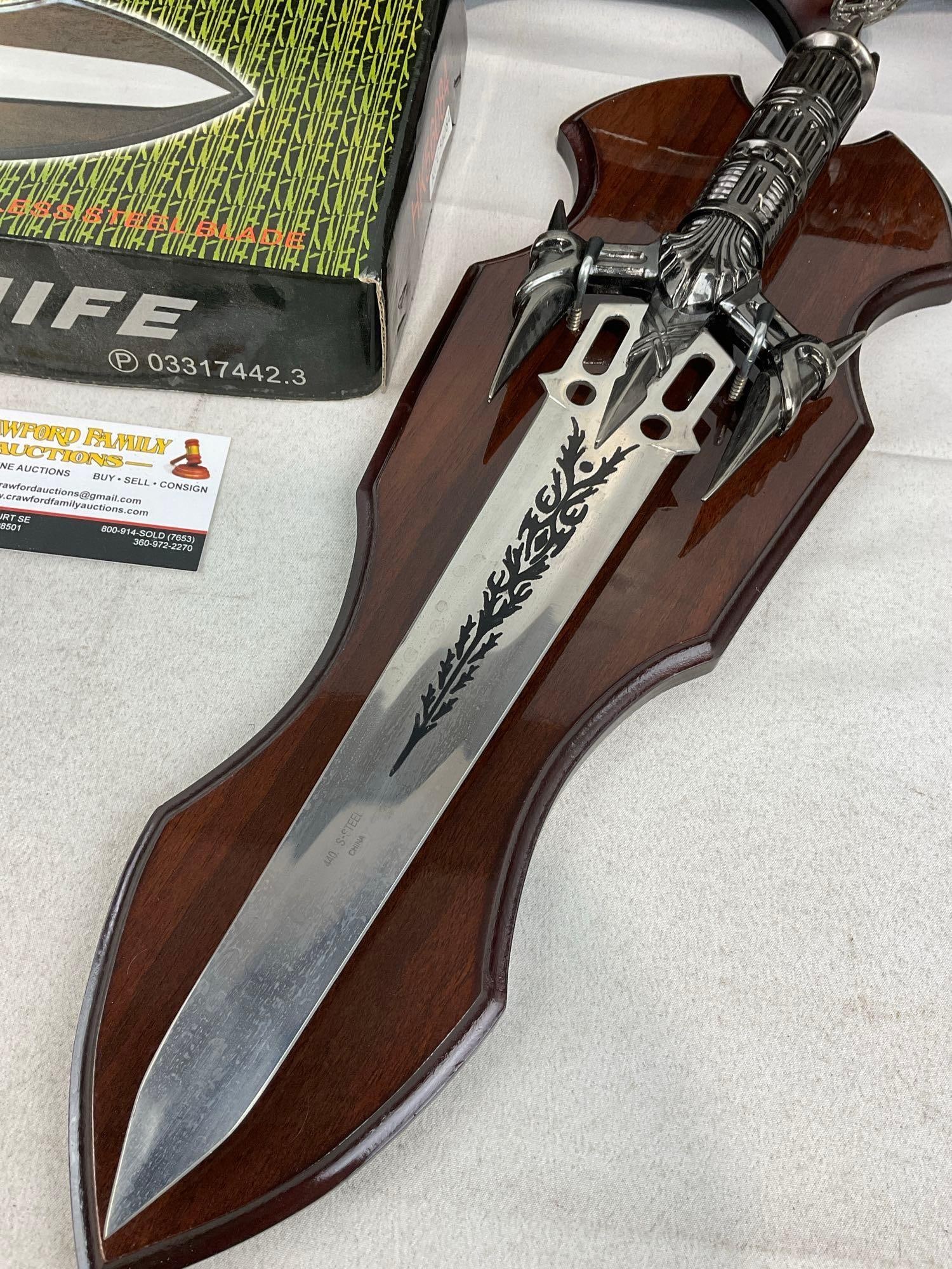 Pair of Novelty Large Knives, w/Wooden Wall Hanging Plaques, 1x Cobra style - 2