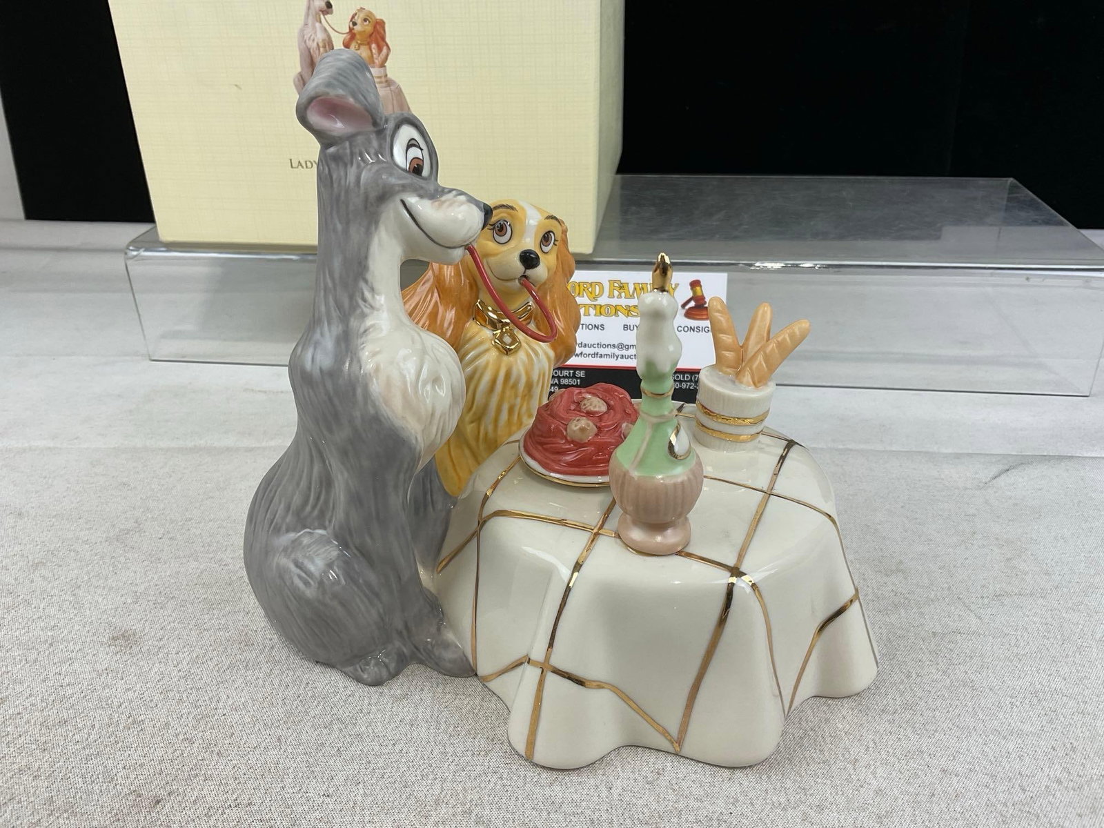Lenox Lady and the Tramp Disney Figurine, eating Spaghetti #6148332 w/original box - 3