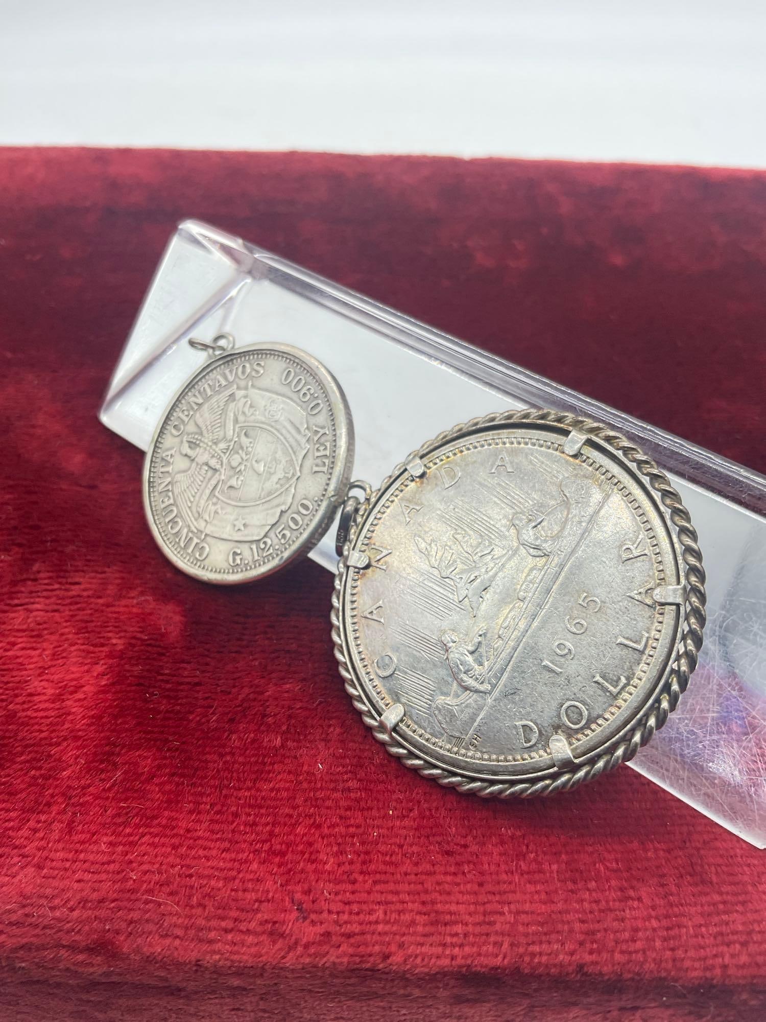 1965 Canadian Silver dollar in 835 Silver bezel + 1933 Coumbnian Silver .900 Silver 50 cenavos 12... - 3