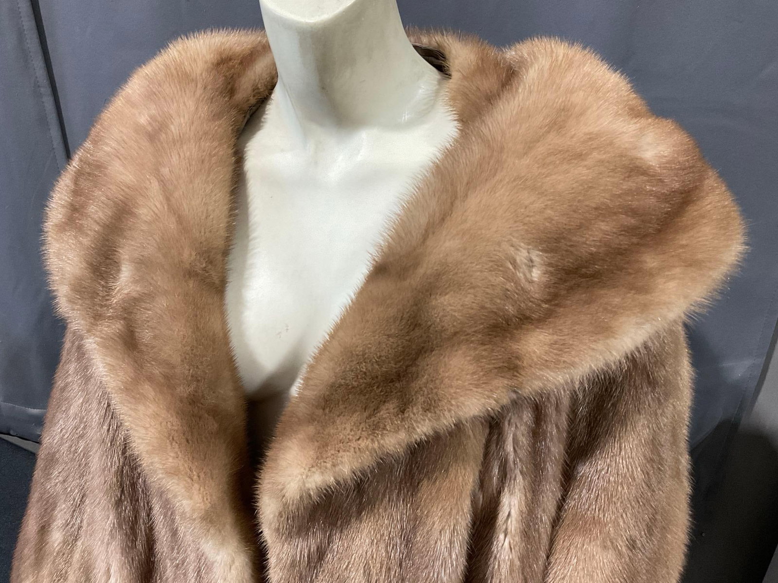 Brown Mink Fur Jacket by Garlands, St Louis, 18x39 inches - 2
