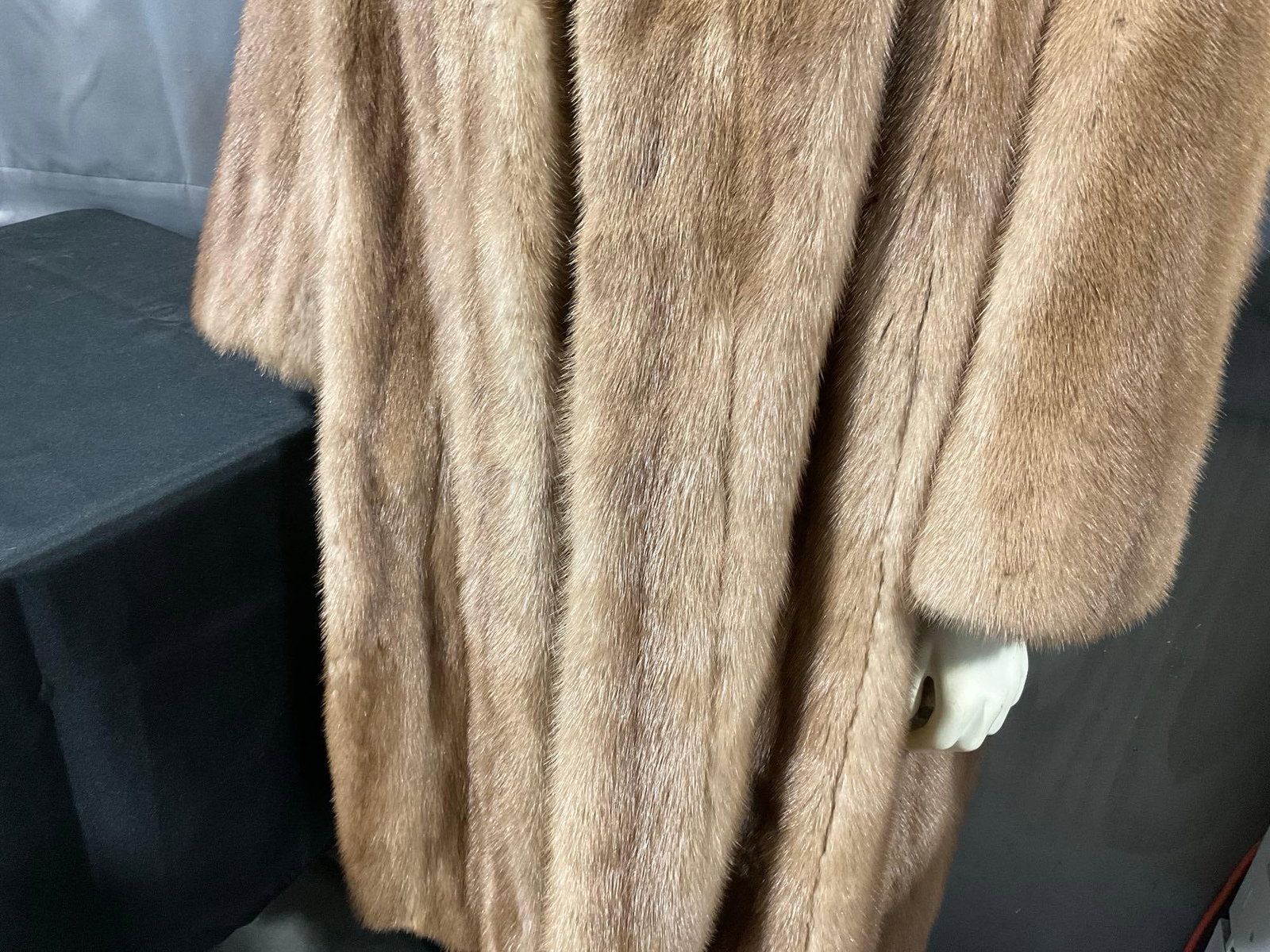 Brown Mink Fur Jacket by Garlands, St Louis, 18x39 inches - 3