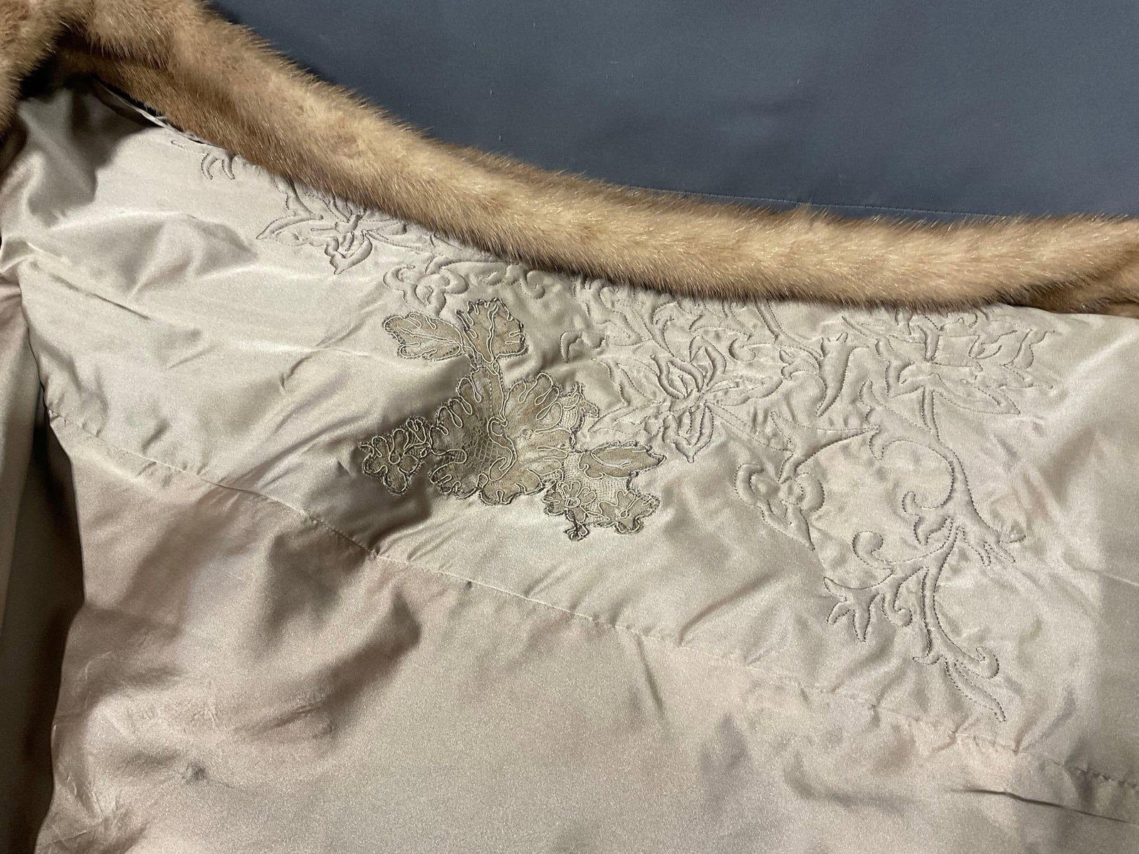 Brown Mink Fur Jacket by Garlands, St Louis, 18x39 inches - 6