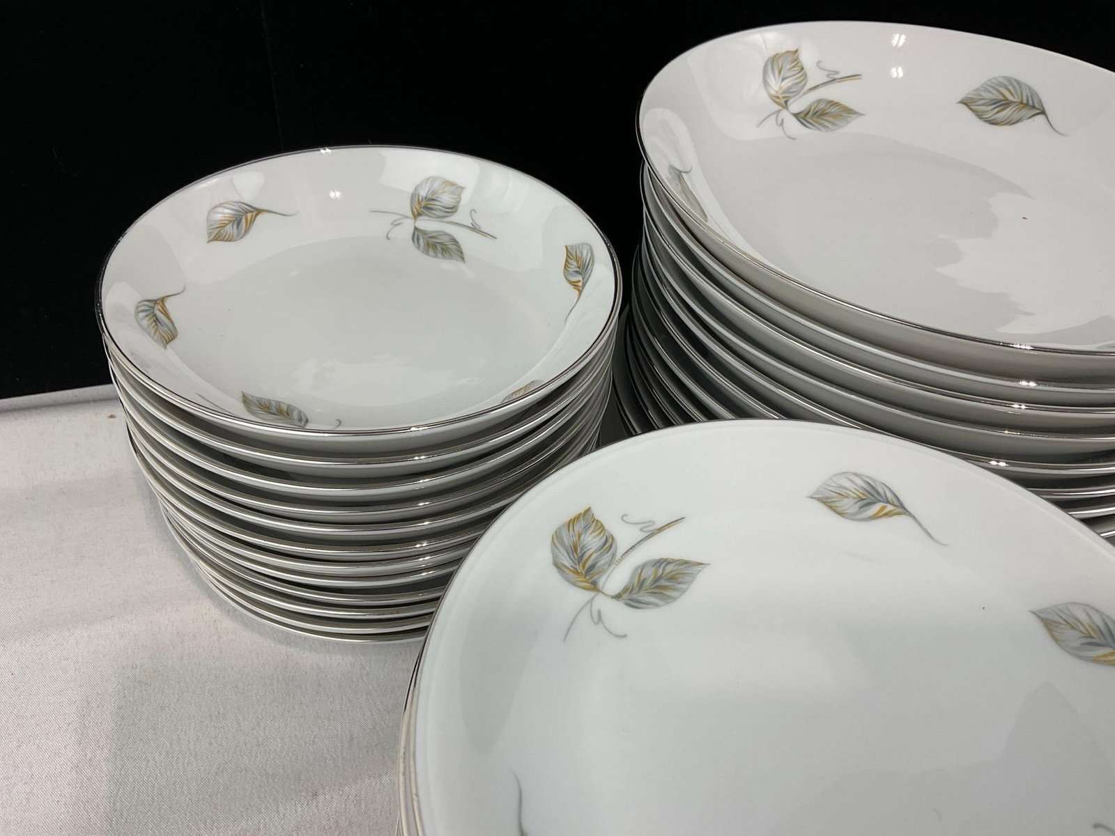 Edelstein Bavarian China, Normandy Pattern, 12 Bread Plates, 12 Low Small Bowls & 12 Large Low Bo... - 2