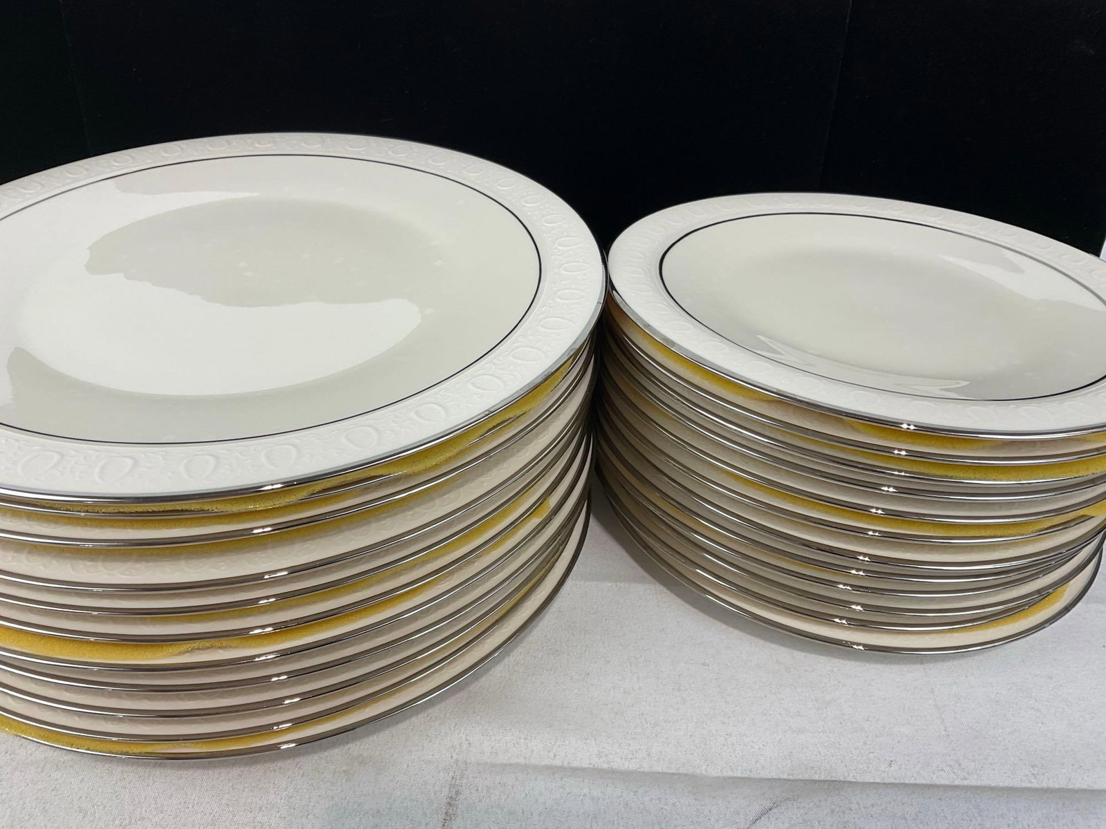 Franciscan Moon Glow Pattern China, 12 Dinner Plates & 12 Lunch Plates - 3